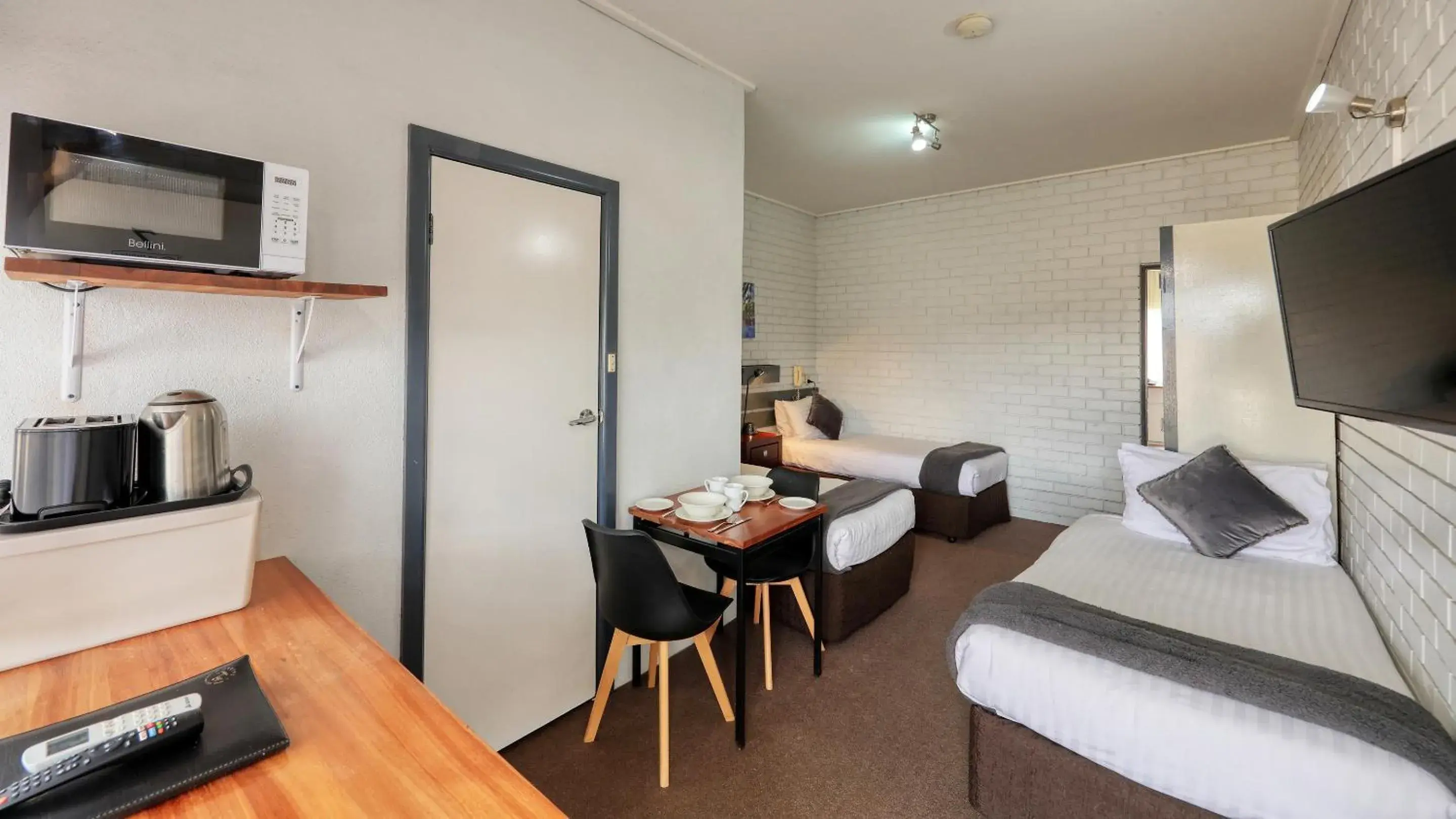 Standard Double or Twin Room - single occupancy in Sun Centre Motel Standard Double or Twin Room - single occupancy in Sun Centre Motel