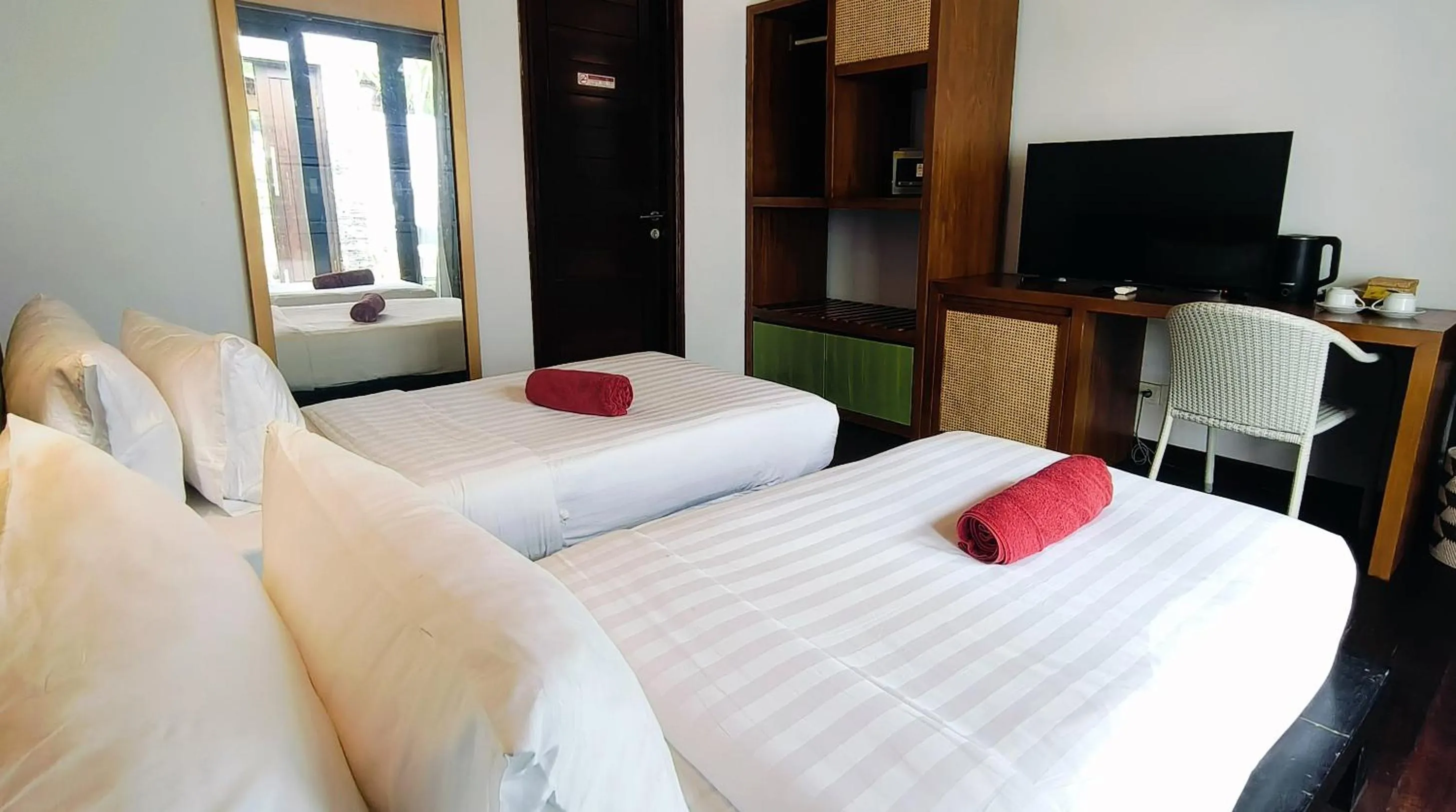 Bed in The Trawangan Resort