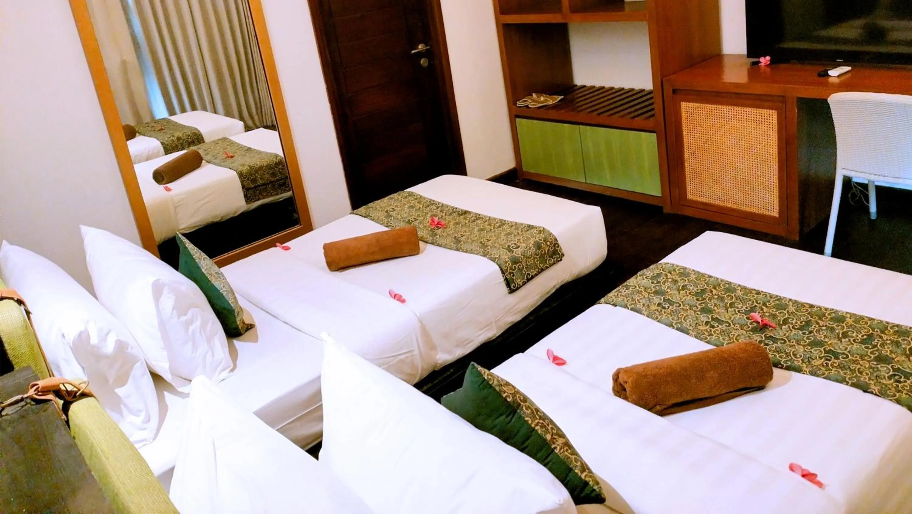 Bedroom, Bed in The Trawangan Resort