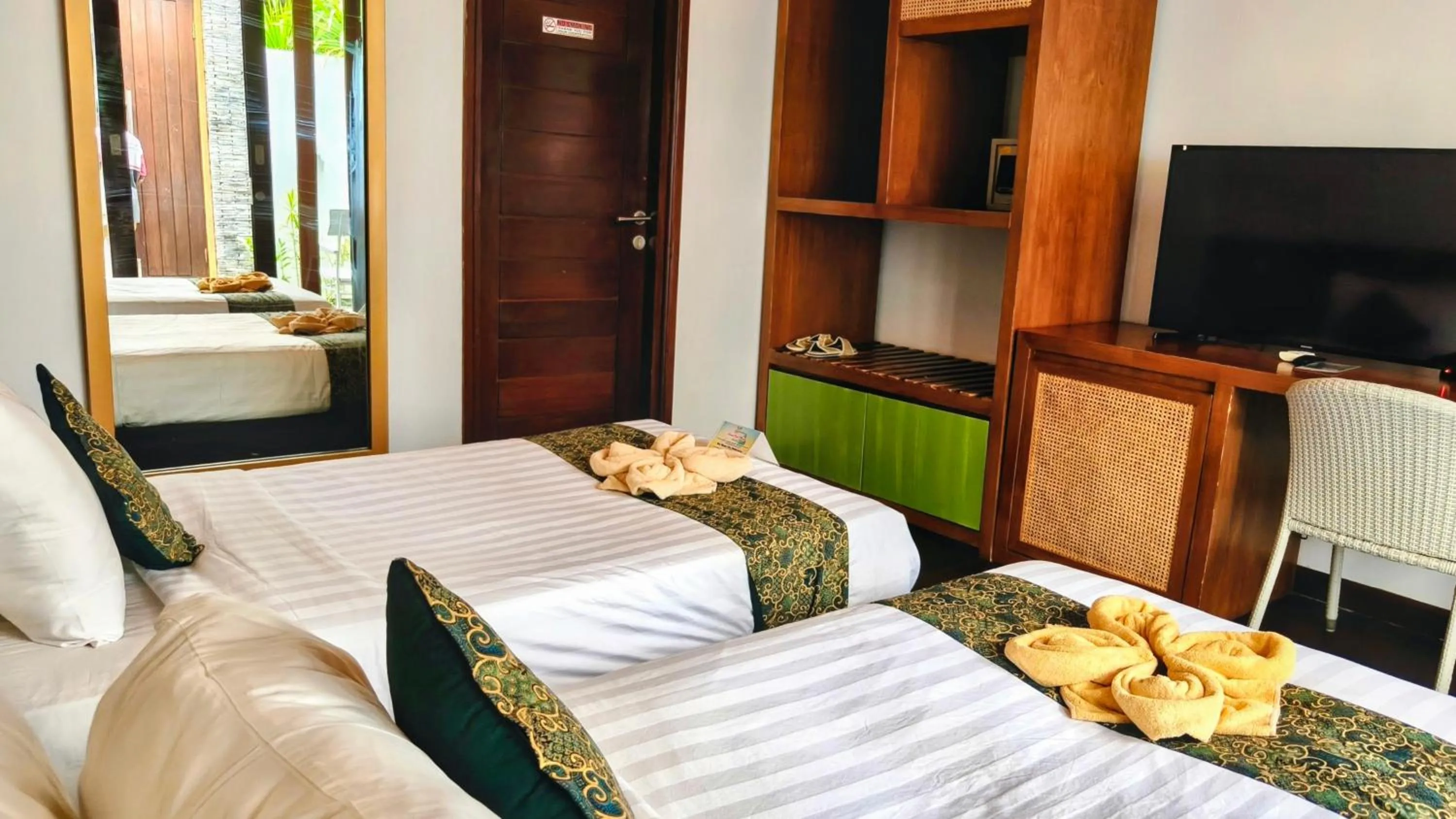 TV and multimedia, Bed in The Trawangan Resort