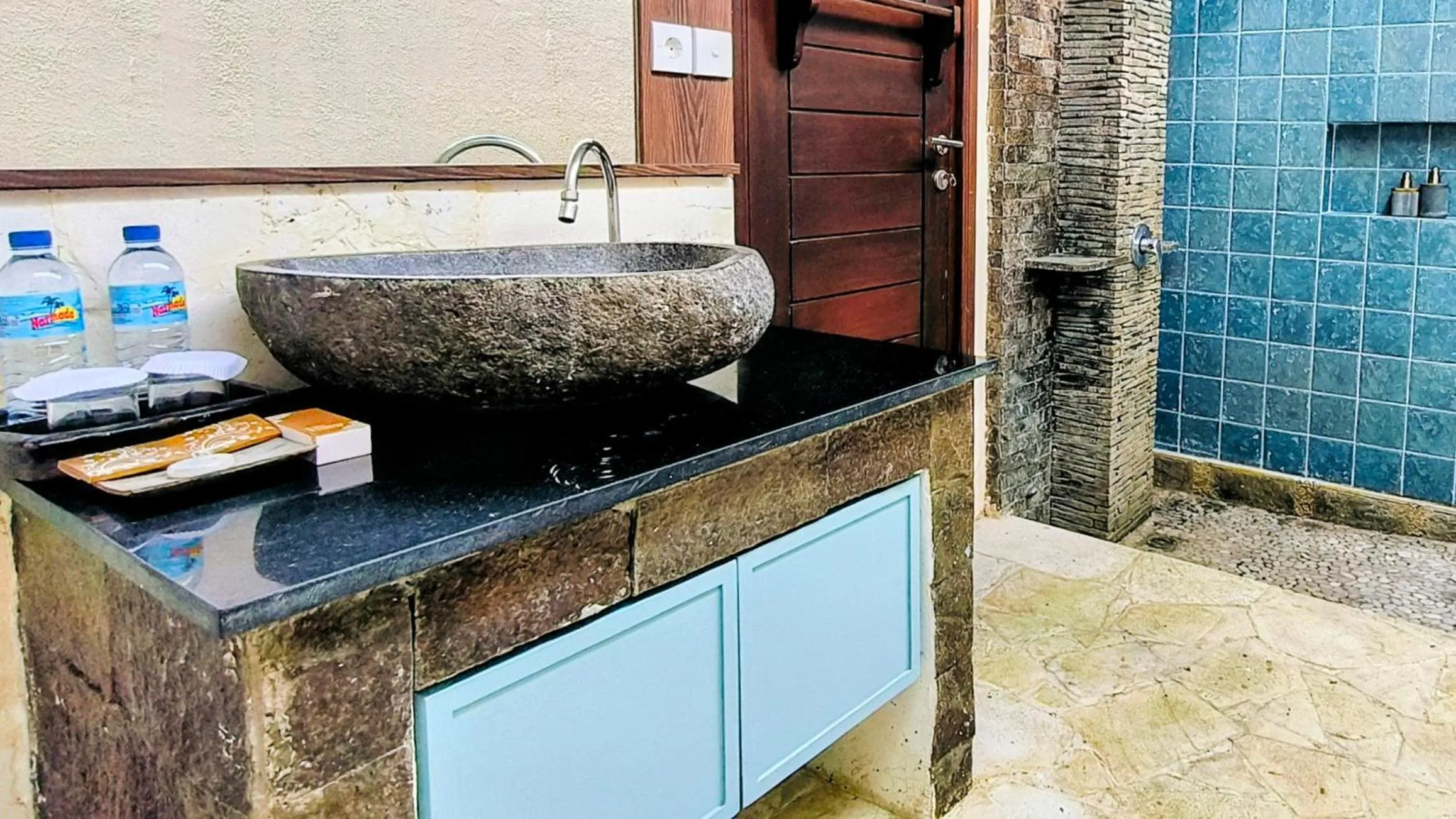 Bathroom in The Trawangan Resort