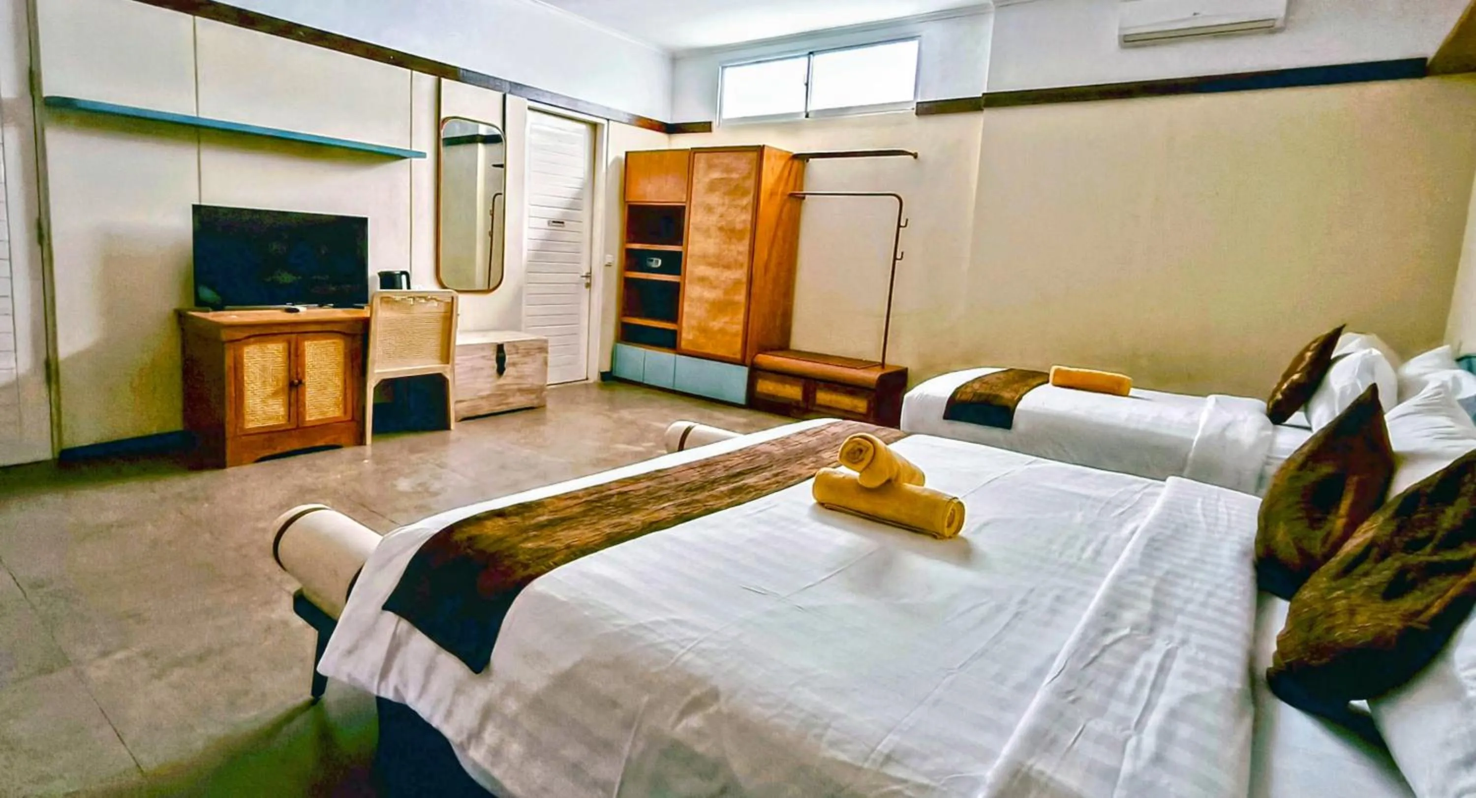 TV and multimedia, Bed in The Trawangan Resort