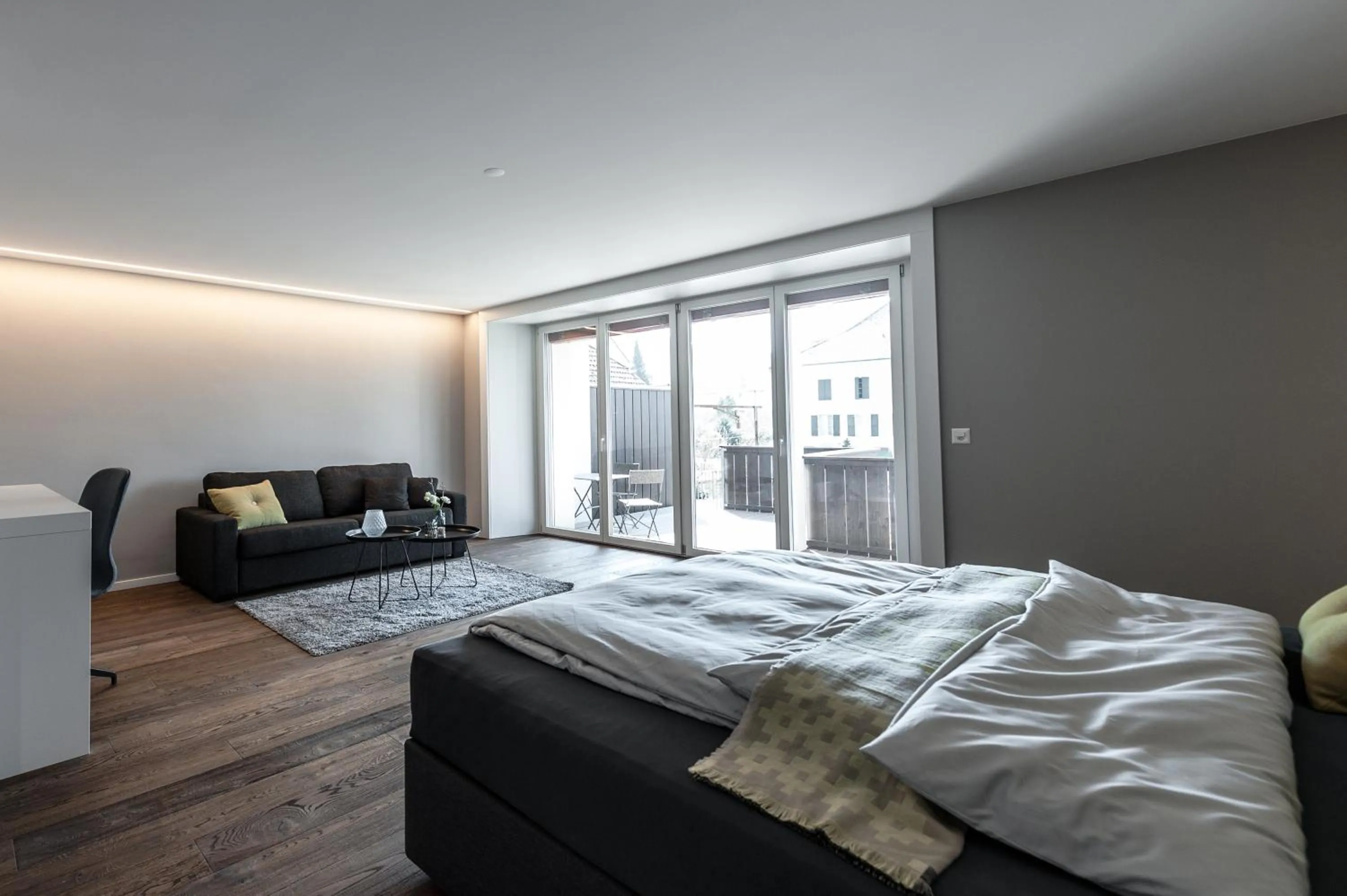 Photo of the whole room, Bed in wolke 4