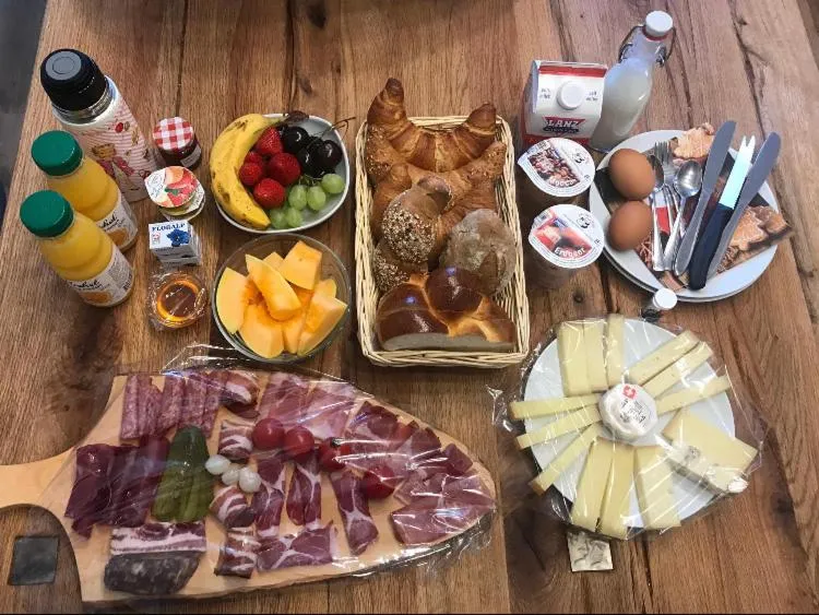 Breakfast in wolke 4