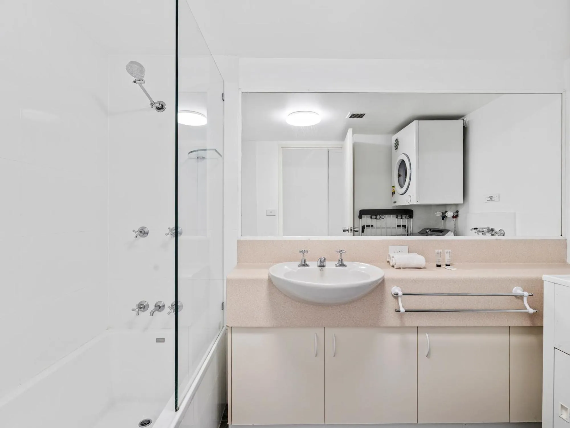 Miami Beachside Holiday Apartments