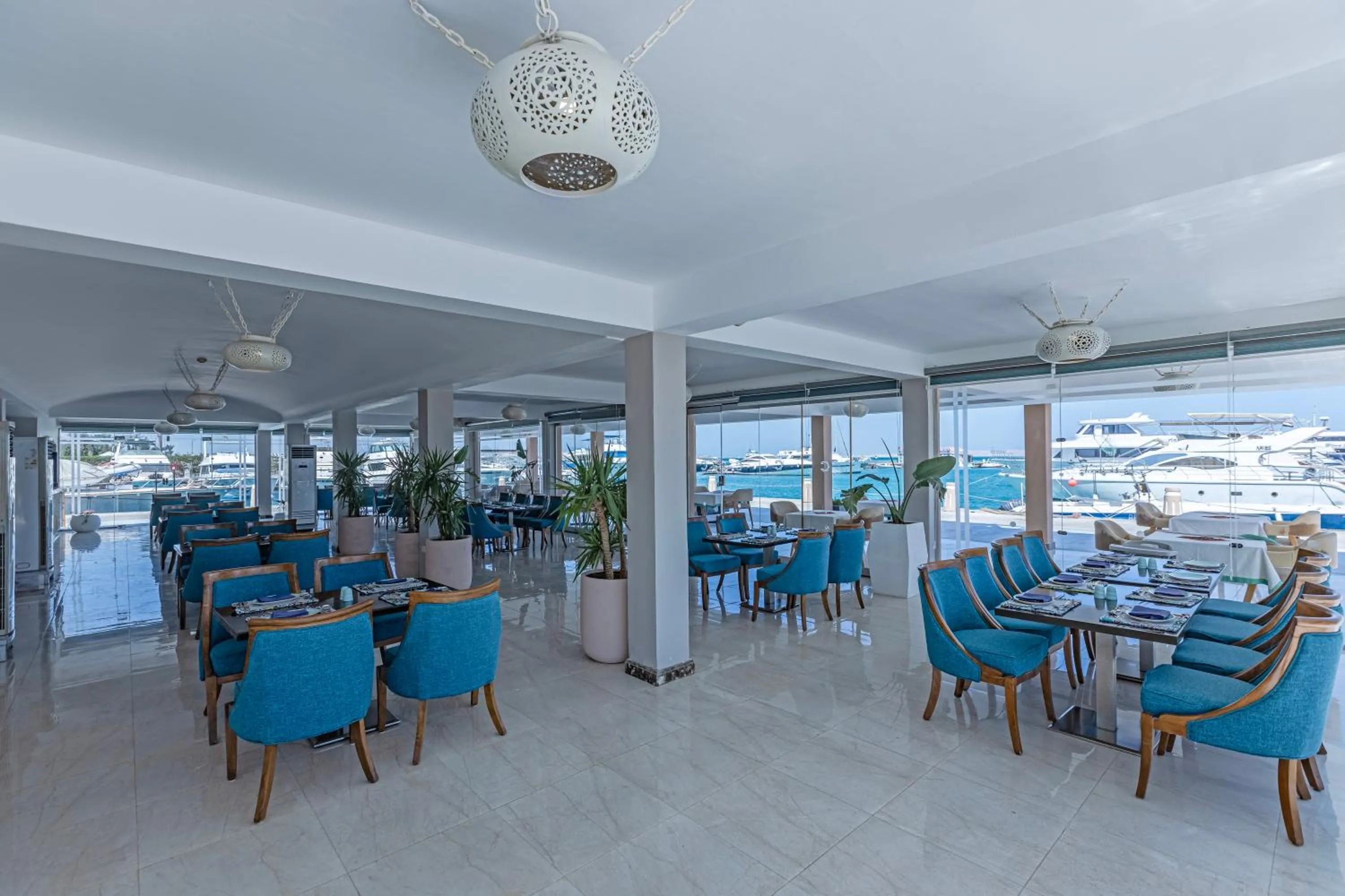 Restaurant/places to eat in Continental Hotel Hurghada