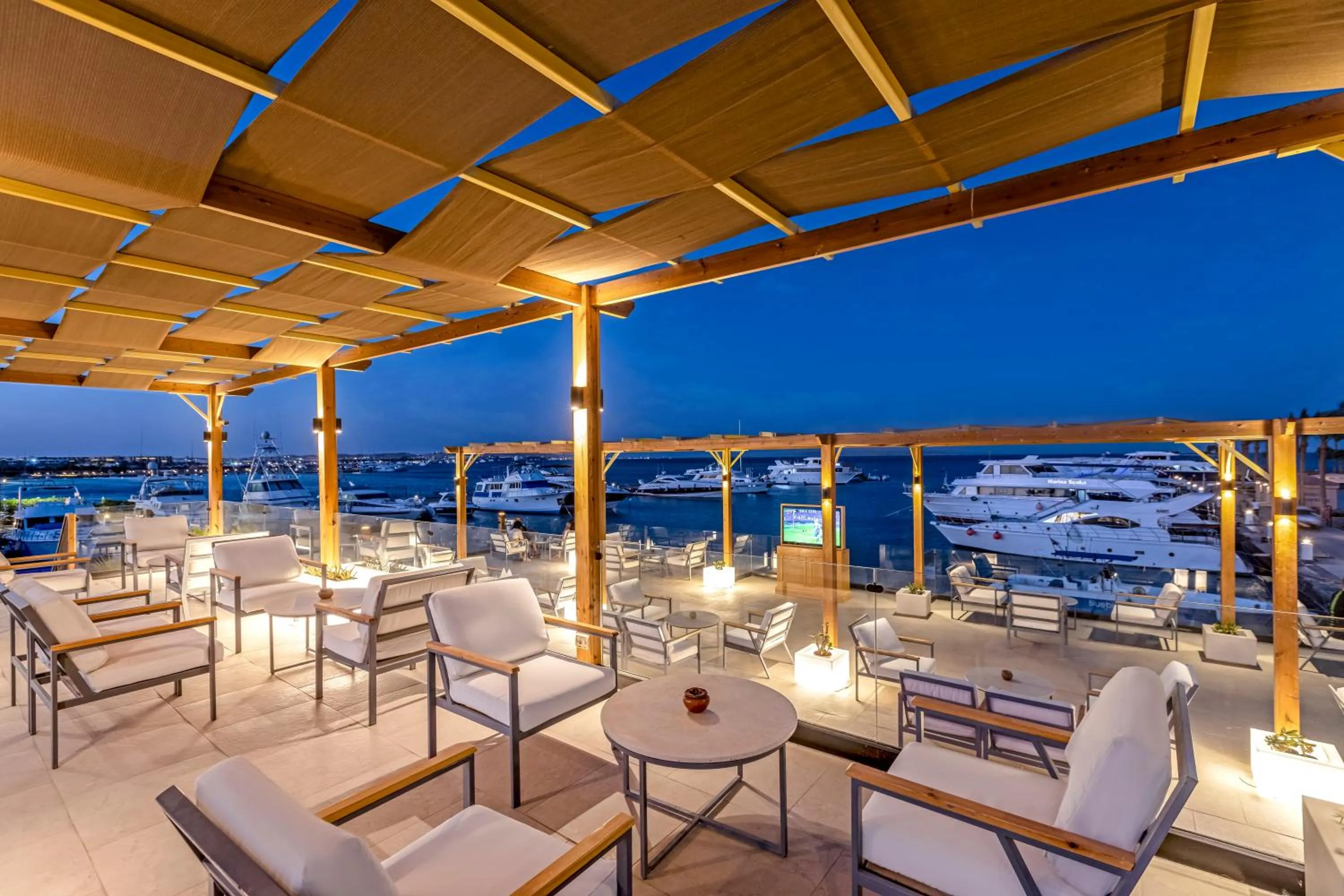 Lounge or bar in Continental Hotel Hurghada