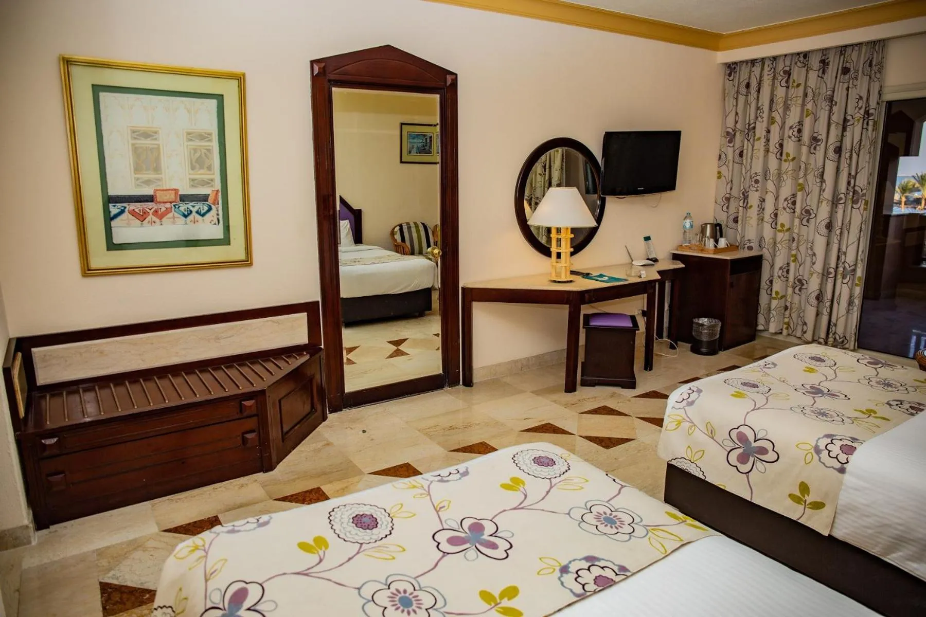 Photo of the whole room, Bed in Continental Hotel Hurghada