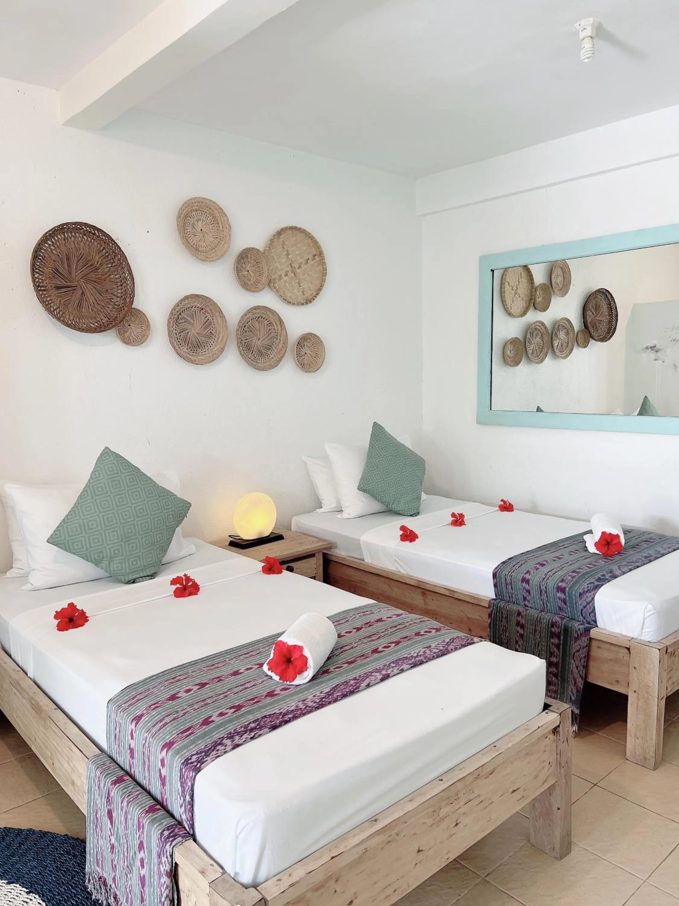 Photo of the whole room, Bed in 7SEAS Cottages