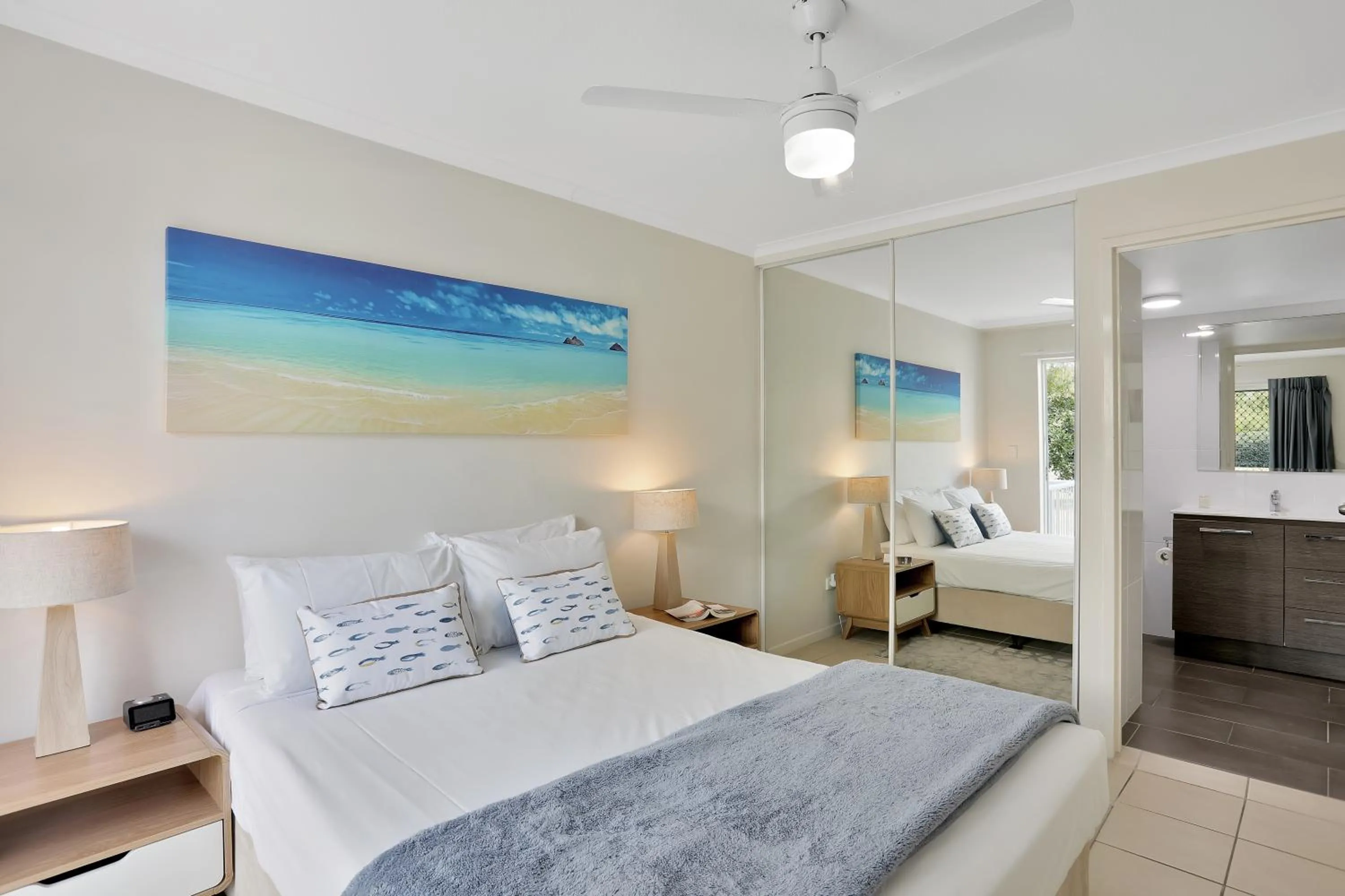 Bed in Chidori Court