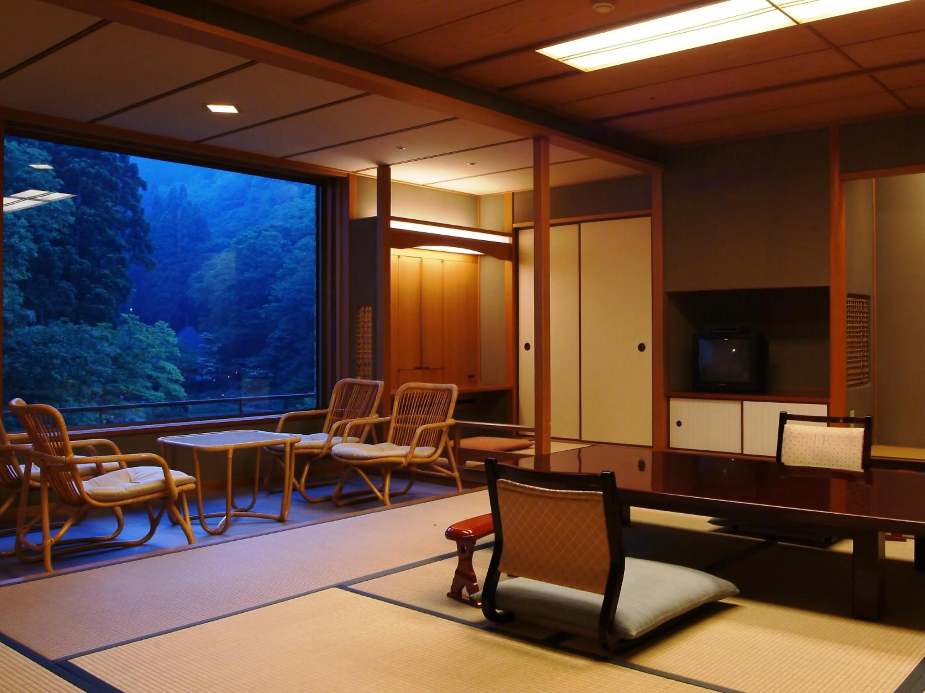 Photo of the whole room in Kinosaki Onsen Nishimuraya Hotel Shogetsutei