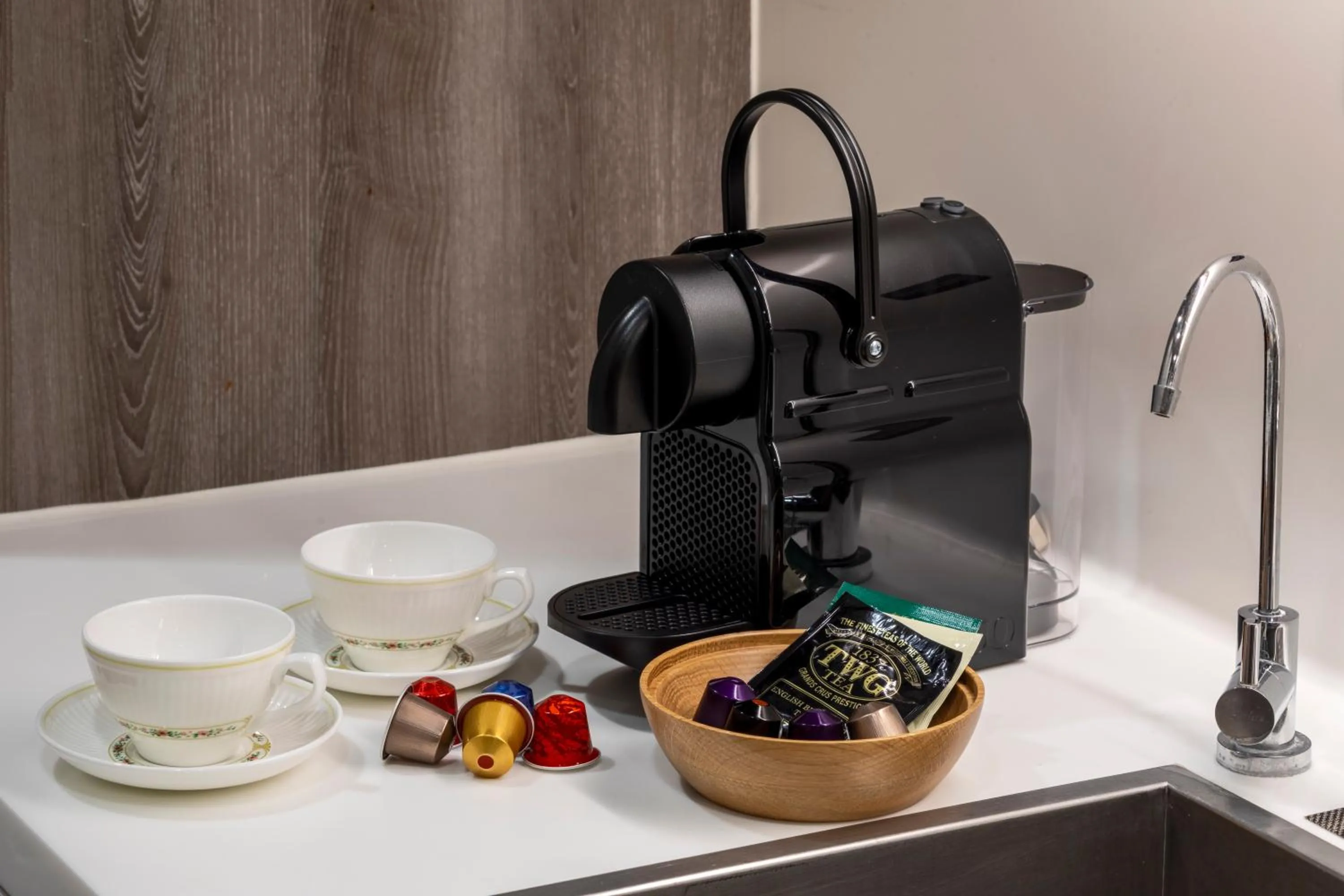 Coffee/tea facilities in Fraser Suites Singapore