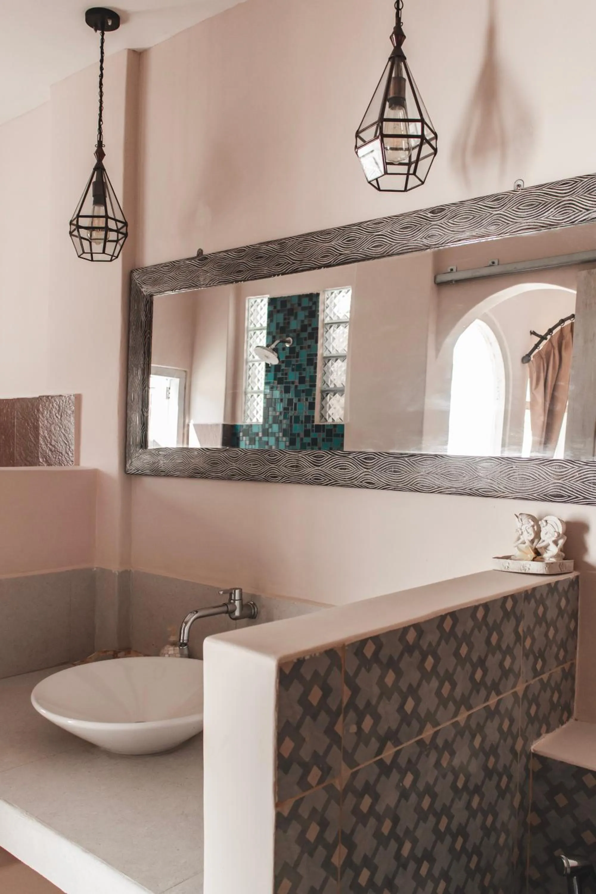 Bathroom in ISLA INDAH RETREAT boutique hotel