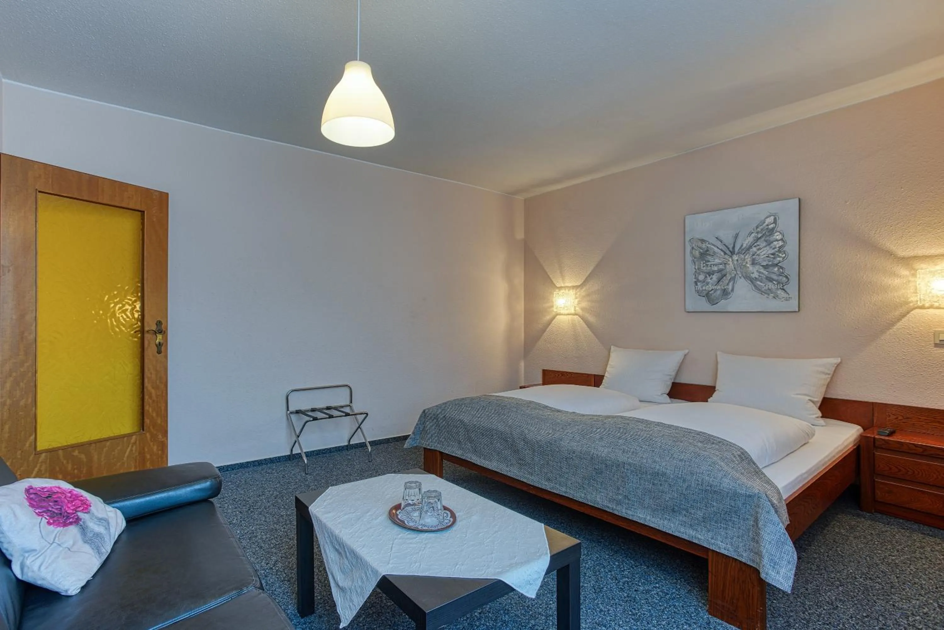 Bed in Hotel Carlton