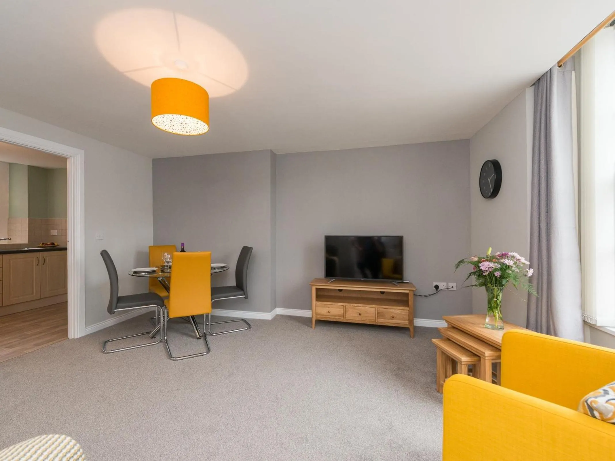 Living room in Hamilton House Holiday Apartment