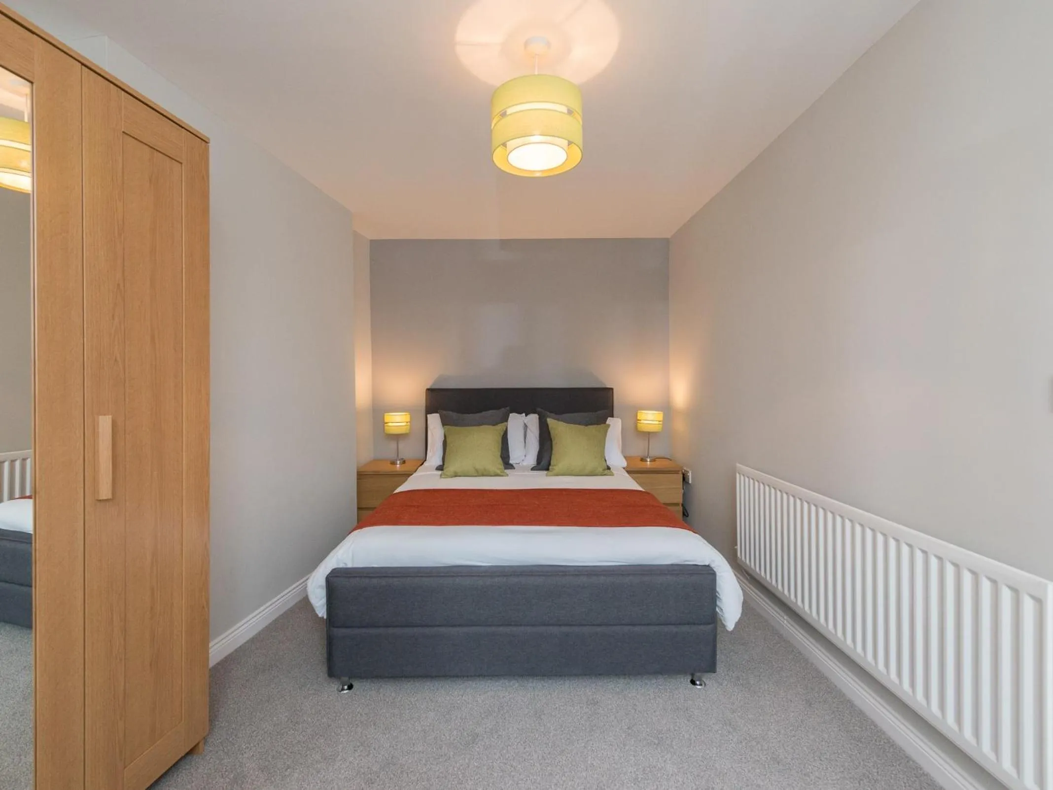 Bedroom, Bed in Hamilton House Holiday Apartment