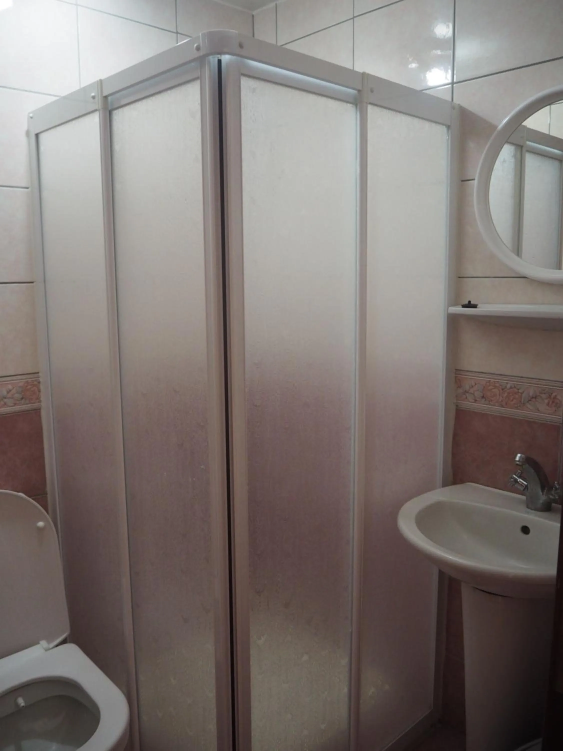 Shower in Soykan Hotel