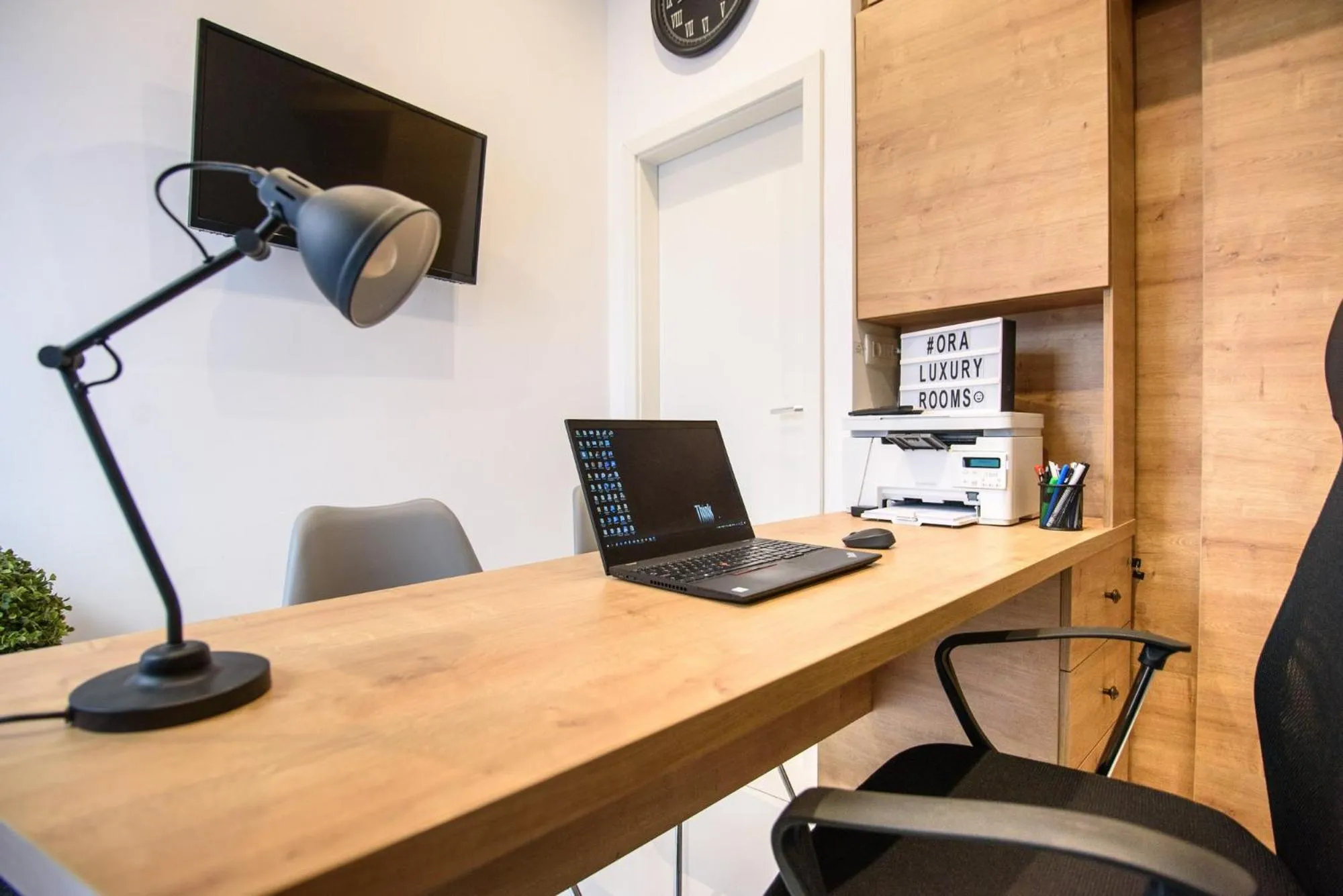 Property building in Ora Luxury Rooms