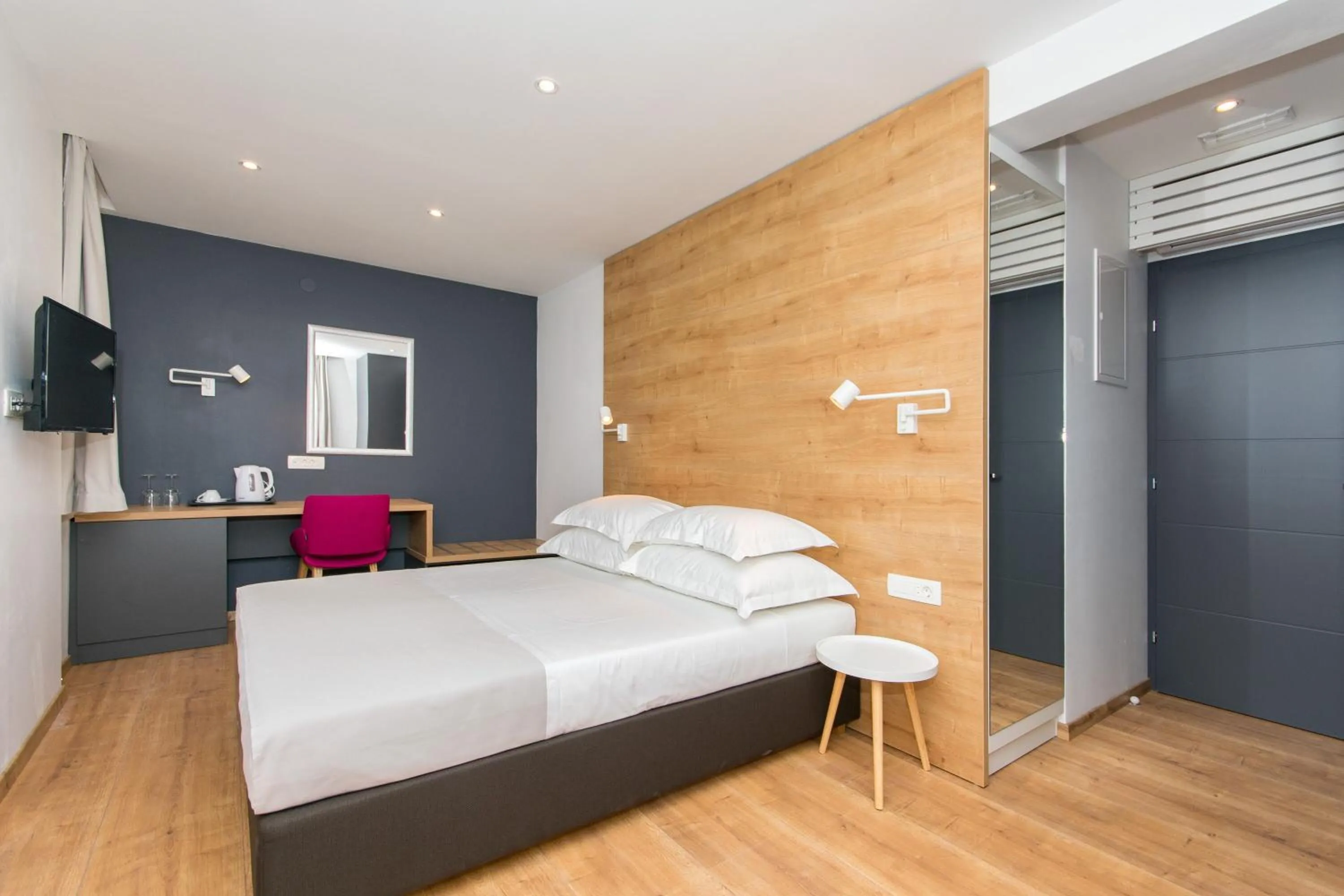 Bed in Ora Luxury Rooms