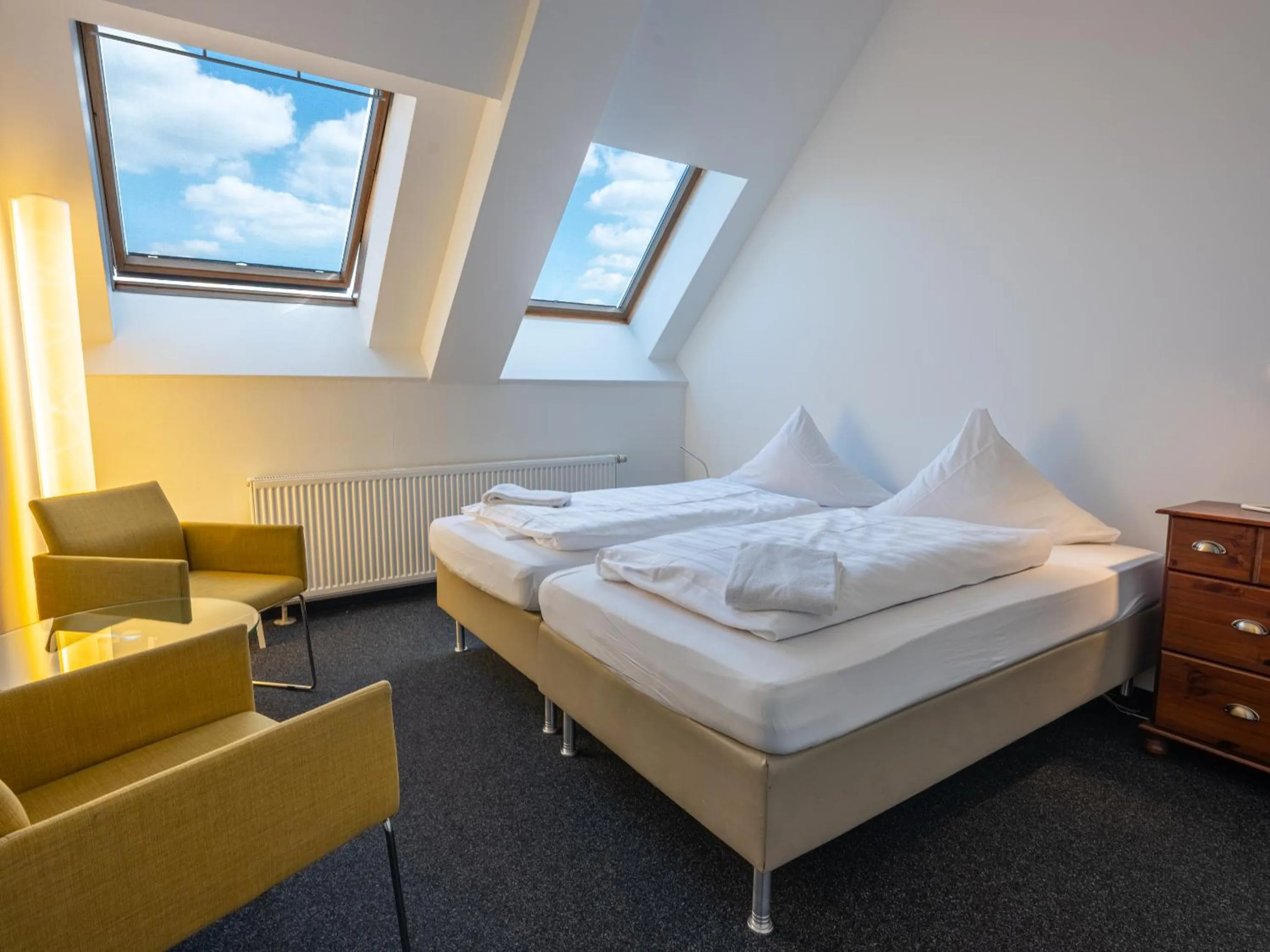 Photo of the whole room, Bed in Ballhaus Berlin Hostel