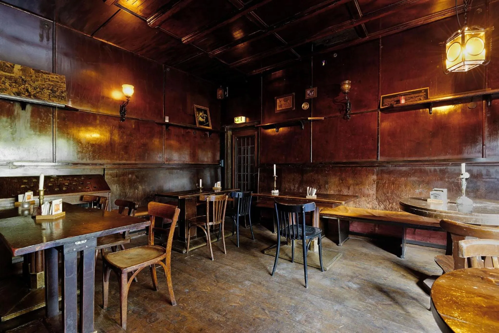 Lounge or bar in Ballhaus Berlin Hostel