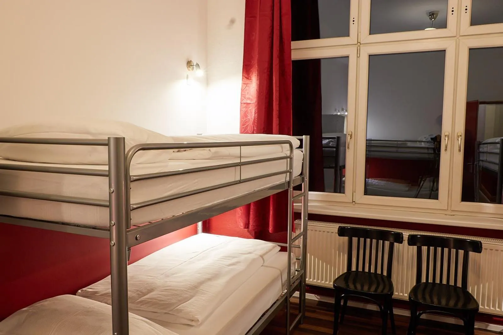 Bedroom, Bed in Ballhaus Berlin Hostel