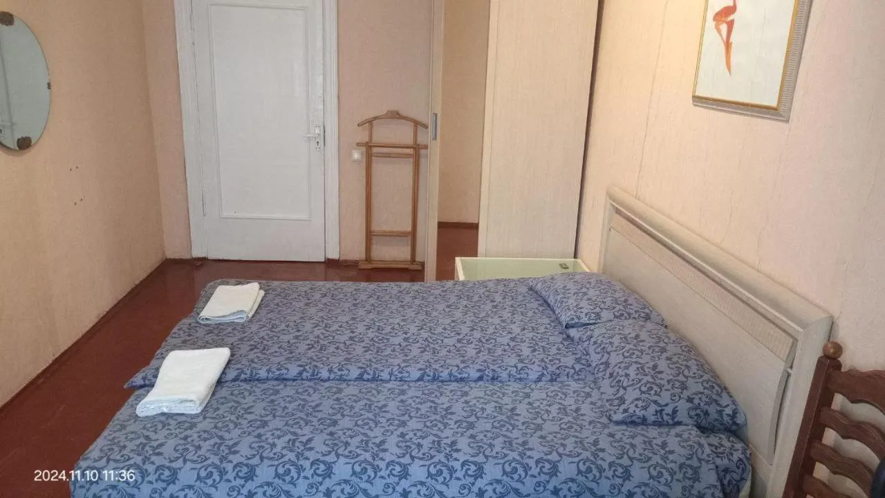 Bedroom, Bed in Alaska