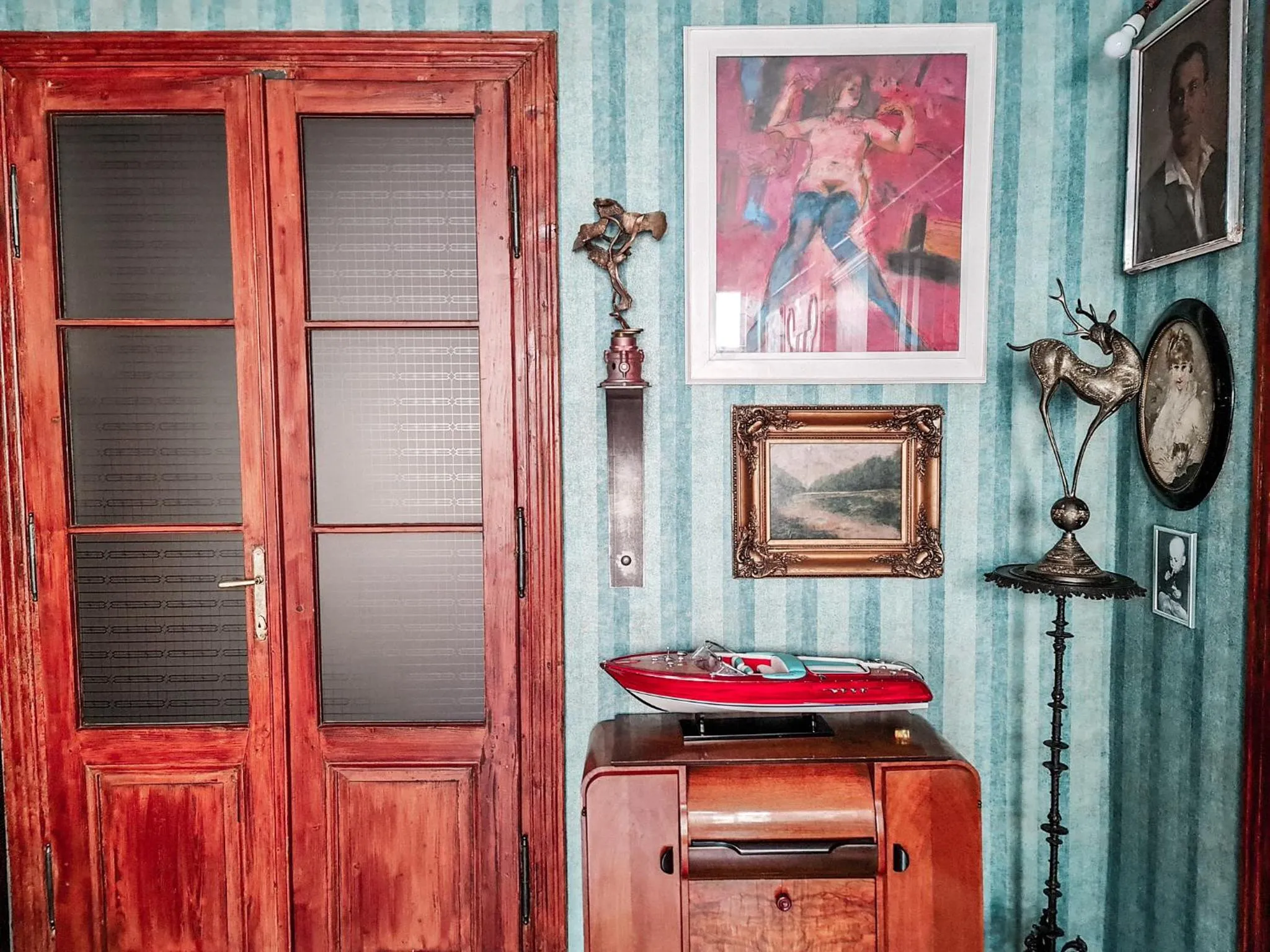 Decorative detail in Divná pani Luxury Gallery Rooms