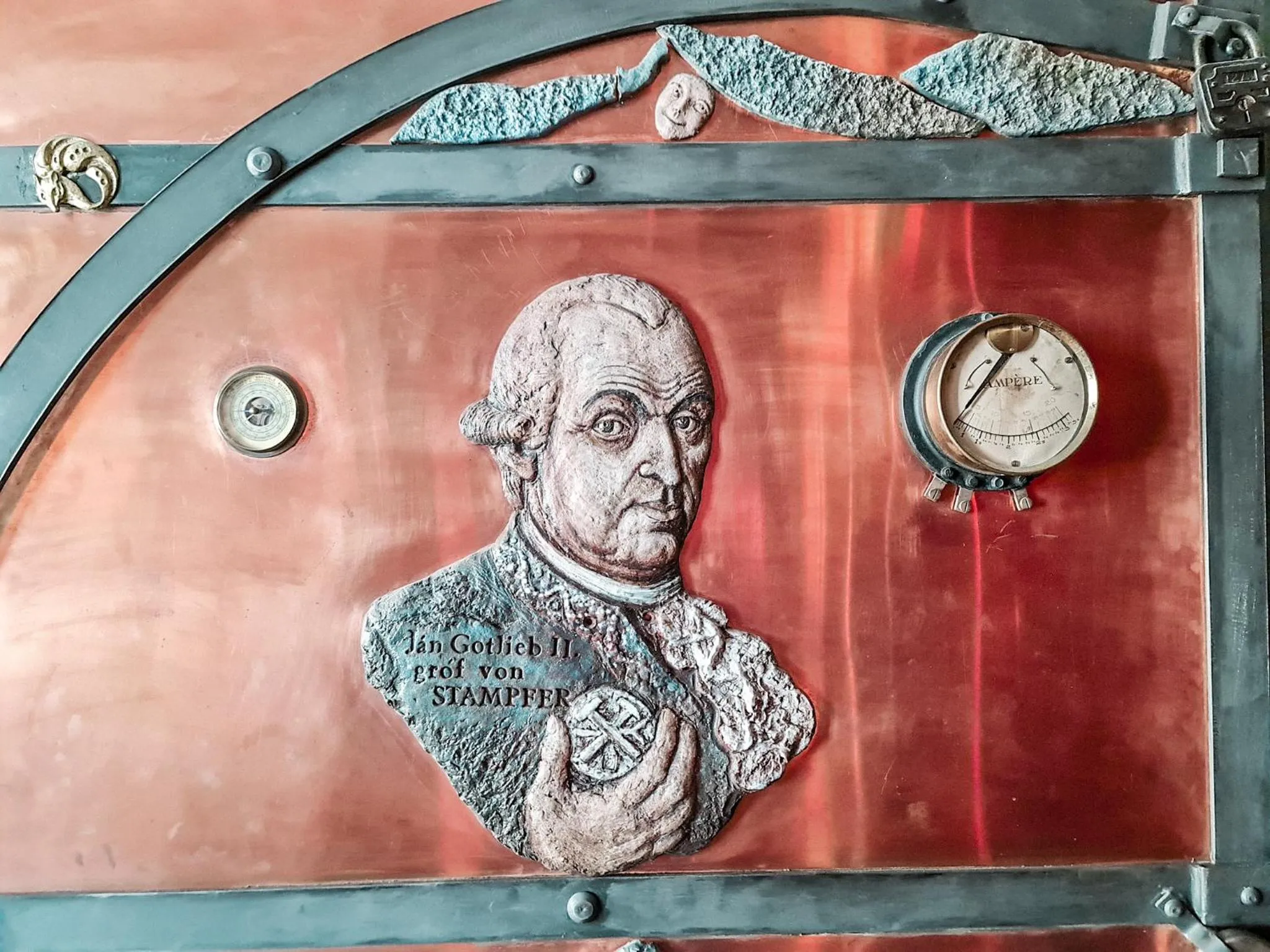 Decorative detail in Divná pani Luxury Gallery Rooms