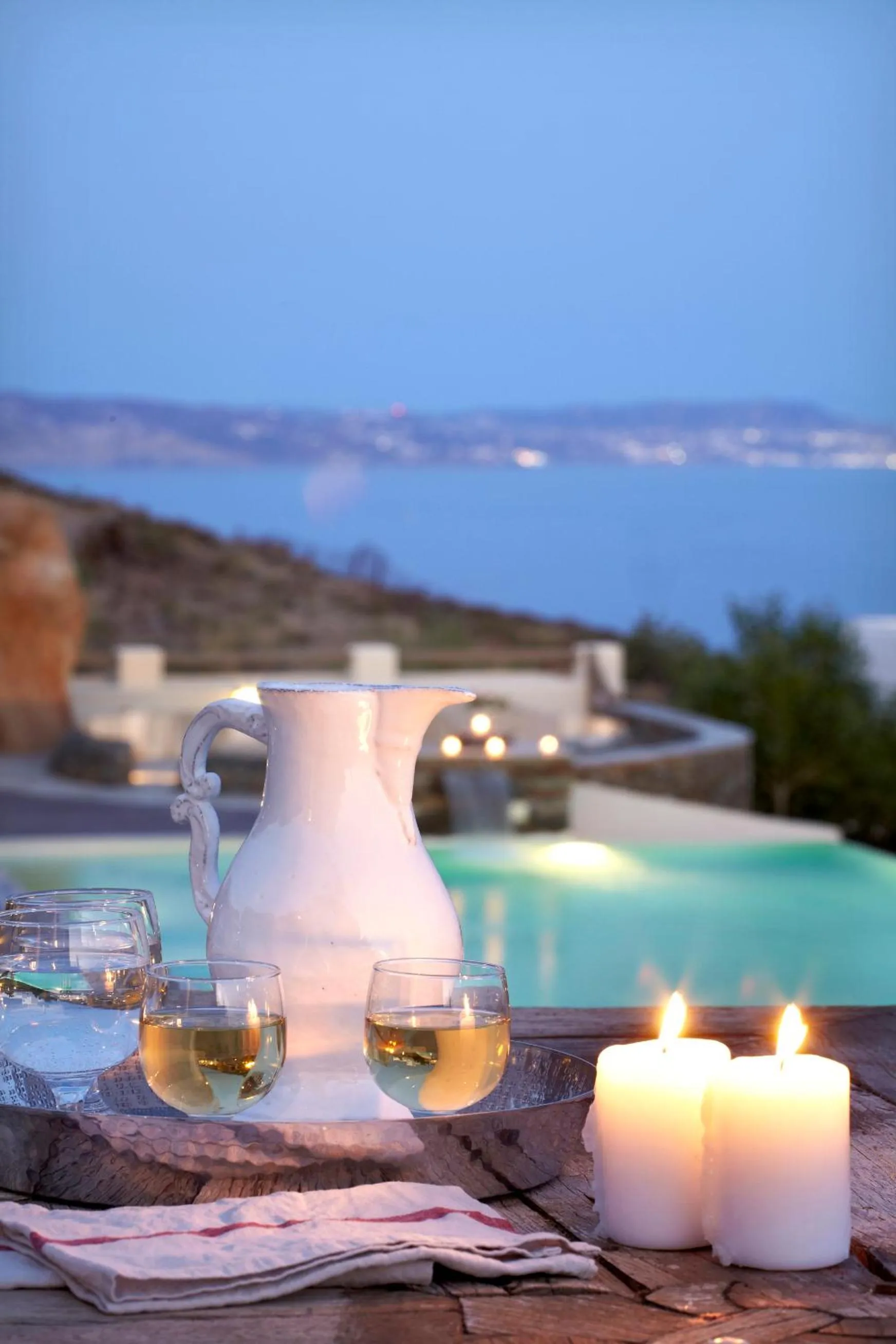 Drinks in Diles & Rinies