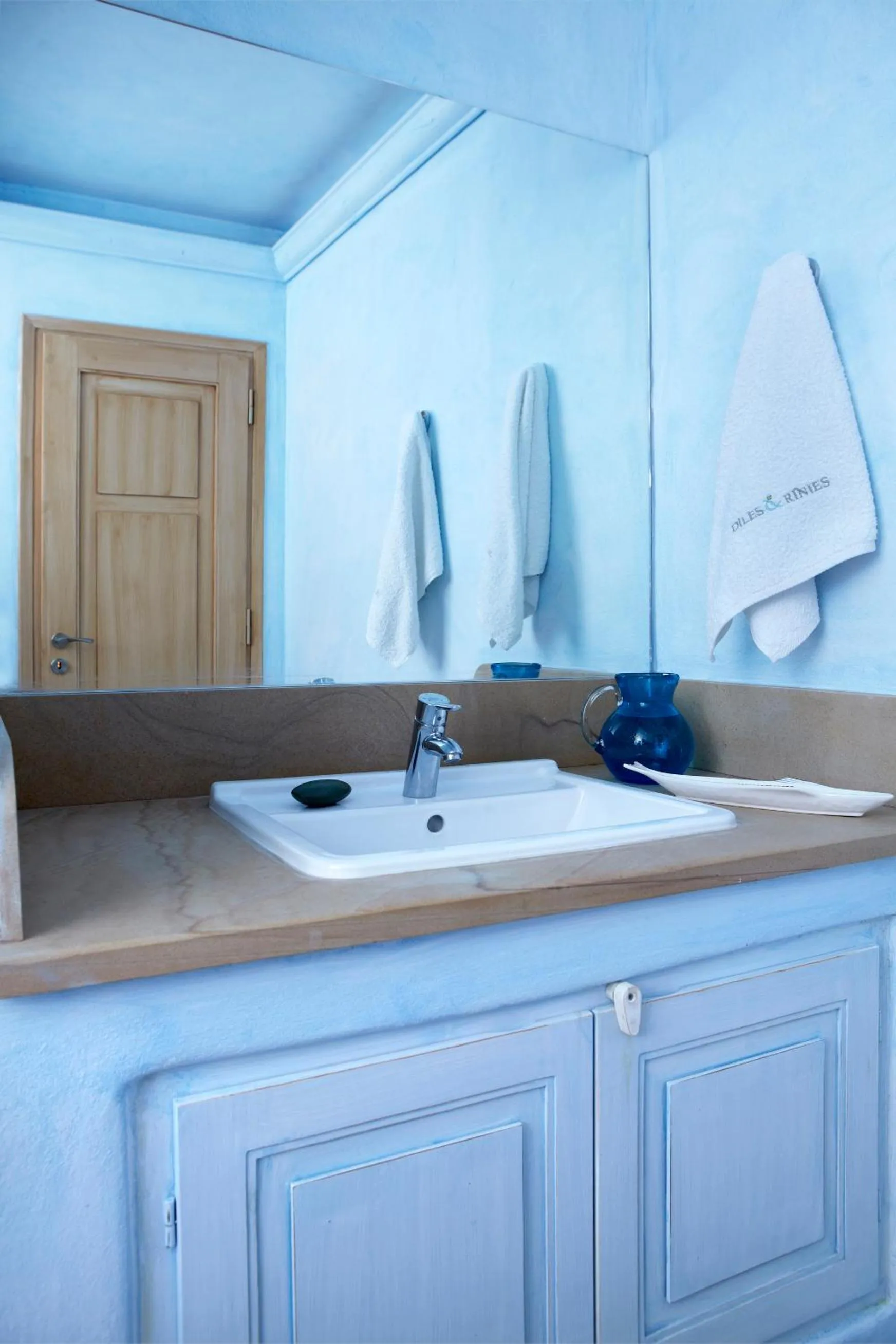 Bathroom in Diles & Rinies