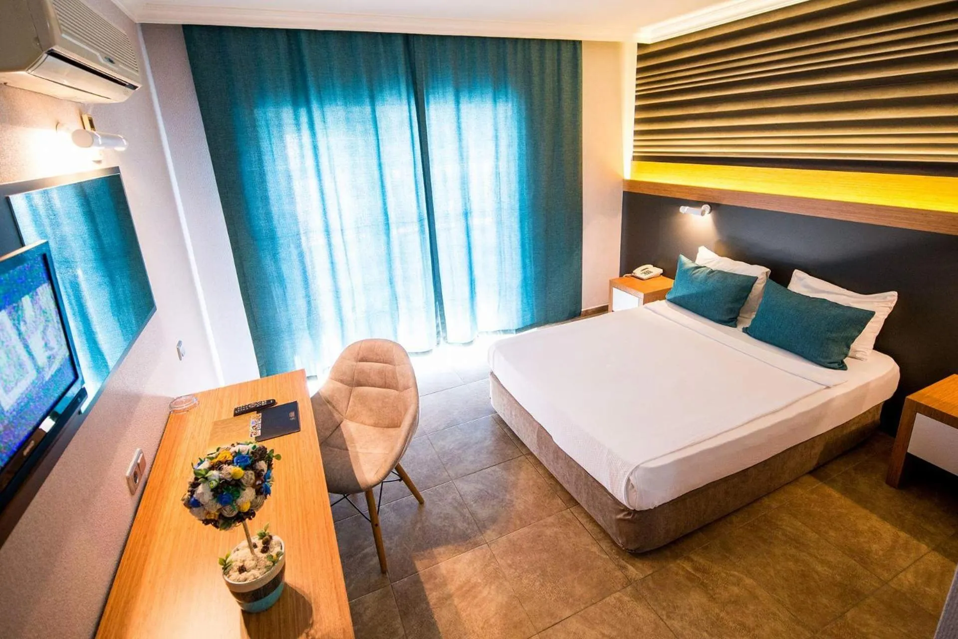 Bed in Club Hotel Sunbel