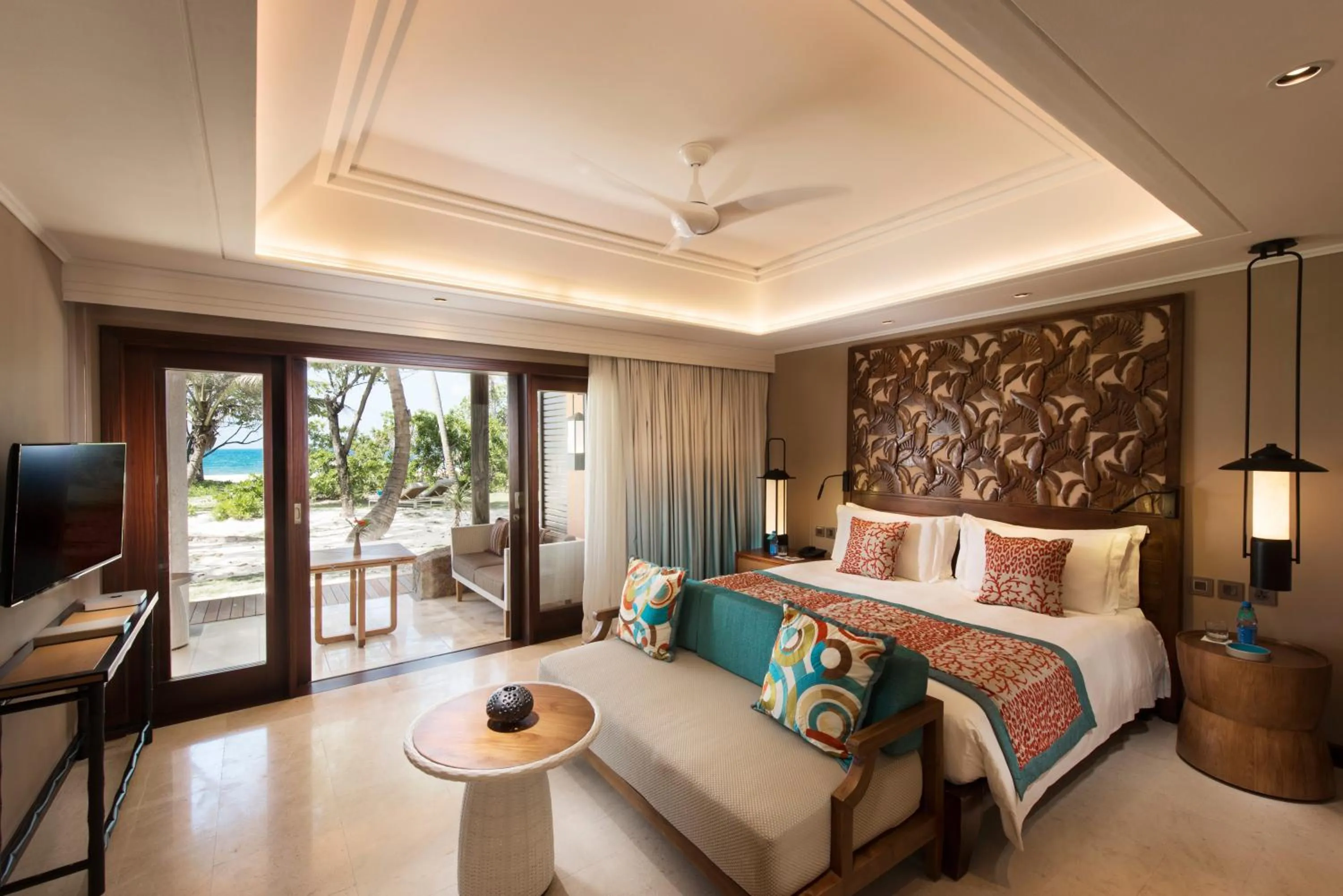 Bed in Constance Lemuria