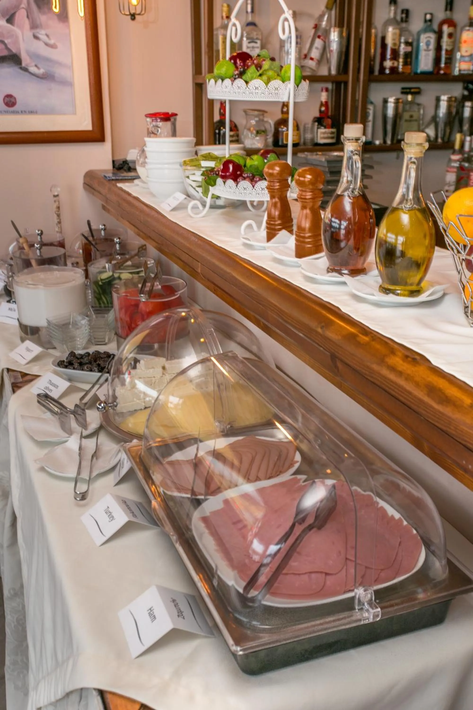 Restaurant/places to eat in Thalassies