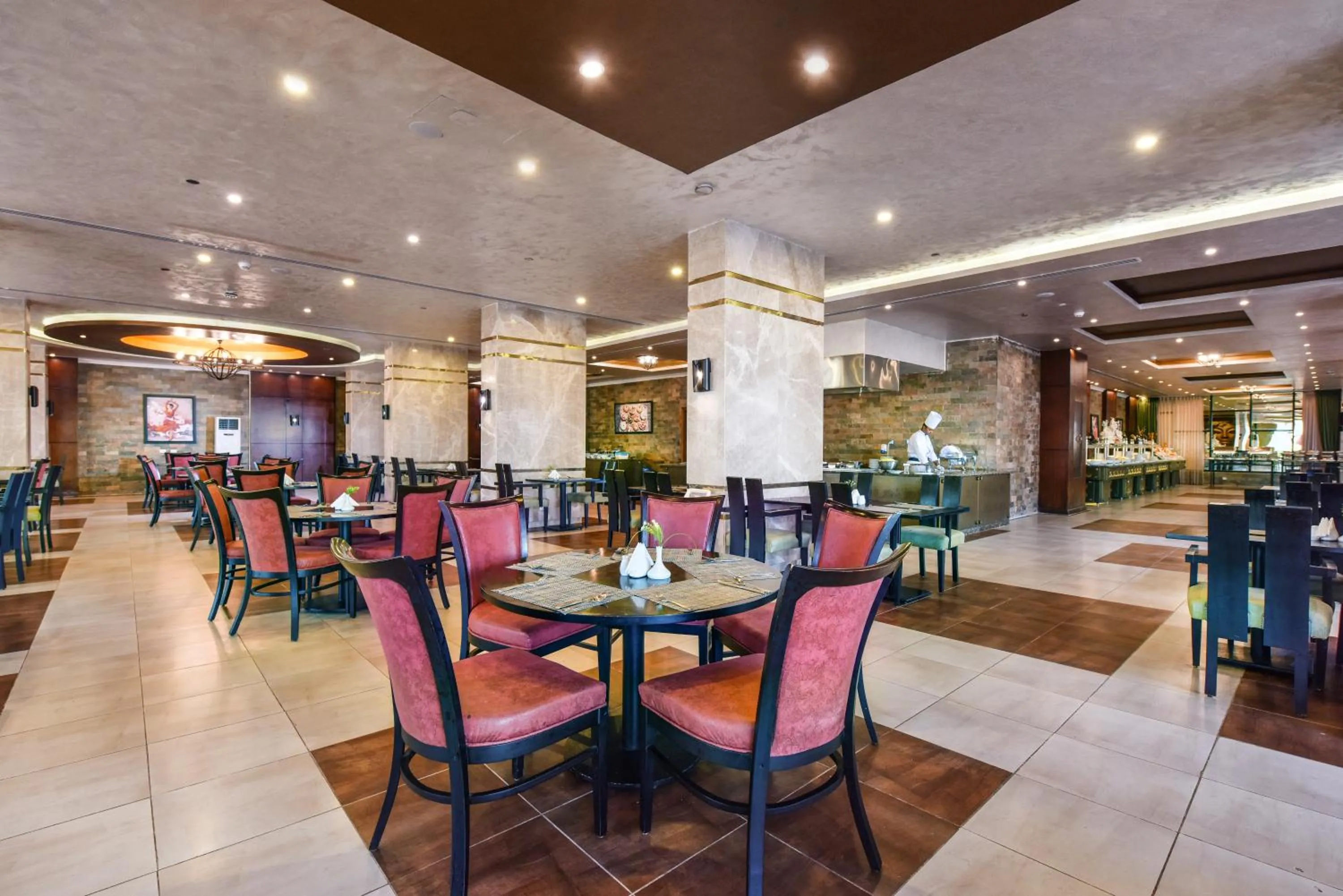 Restaurant/places to eat in Tolip North Coast Hotel