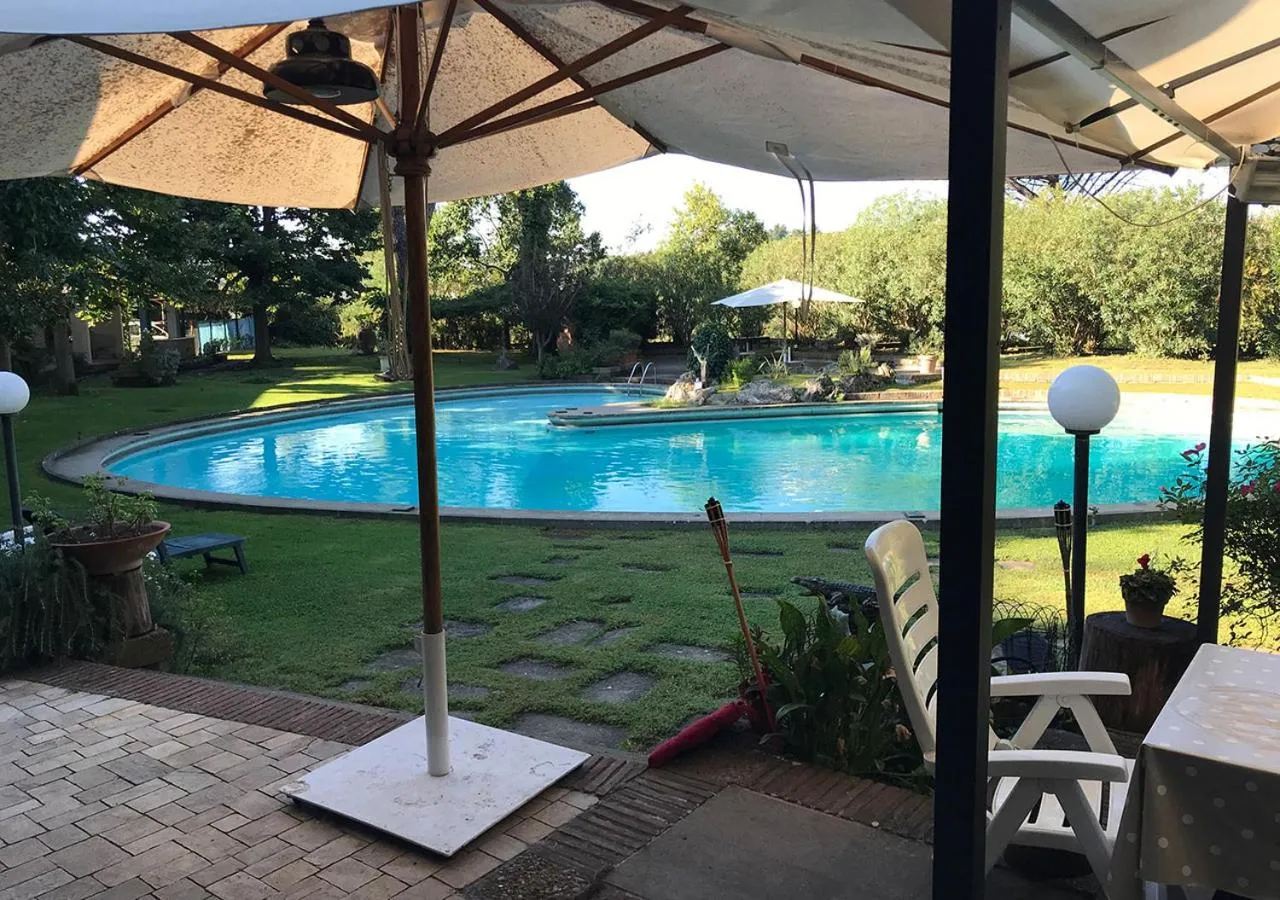 Property building in Villa Albina