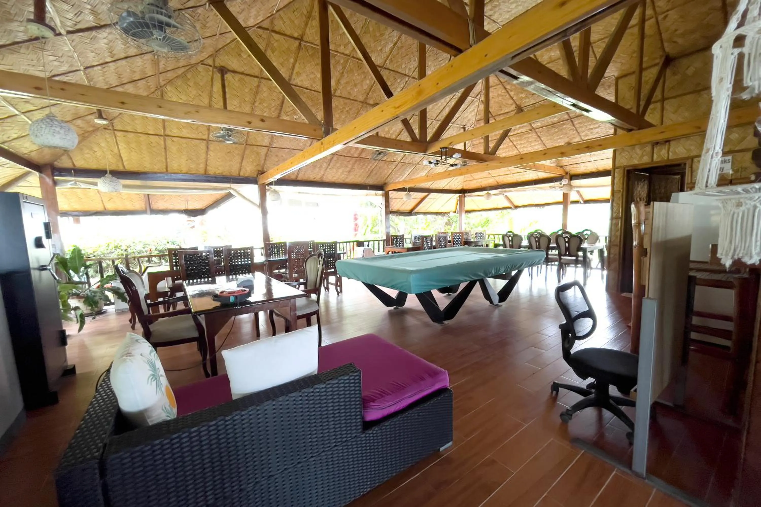 Villa de Pico Highland Beach Resort