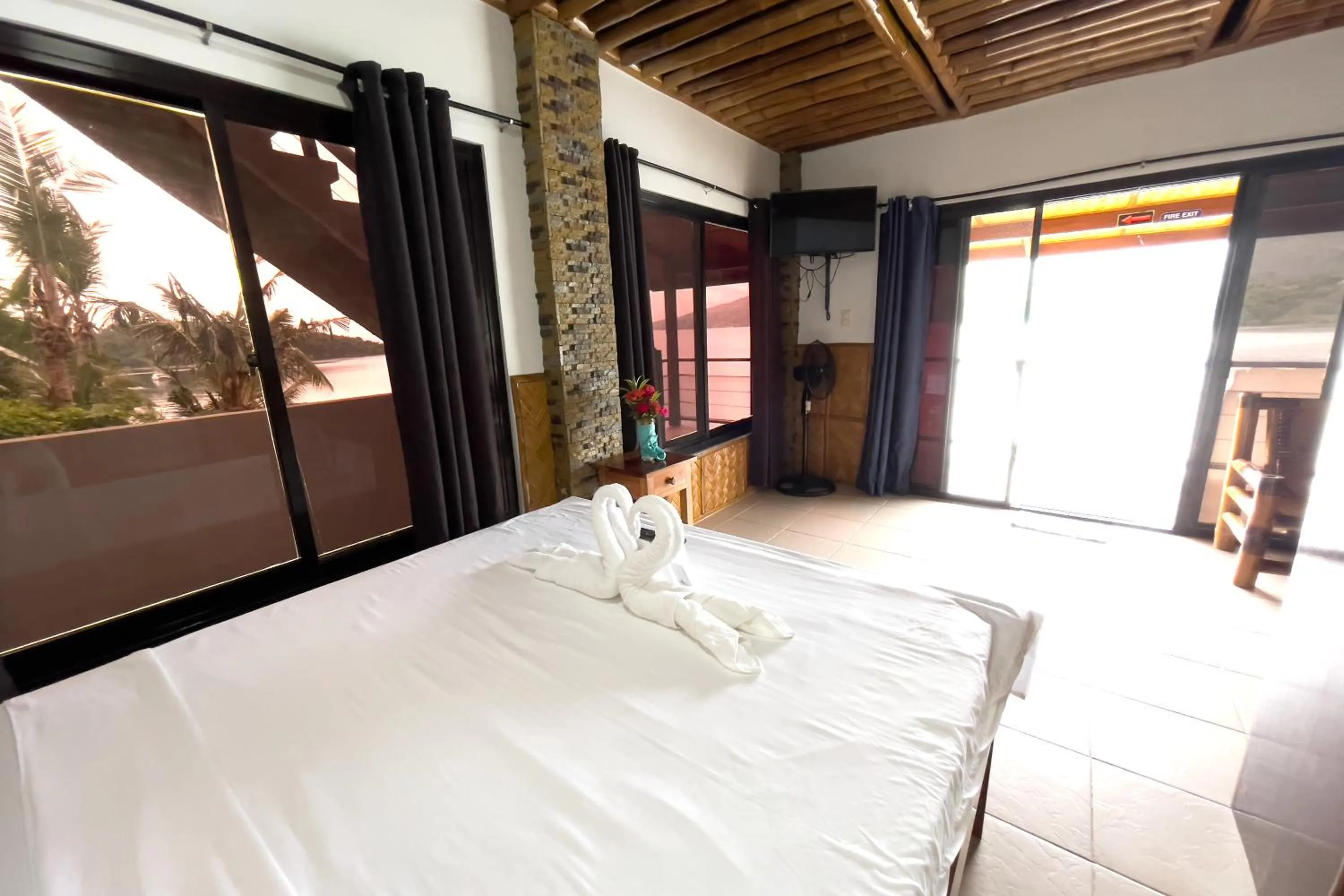 Villa de Pico Highland Beach Resort