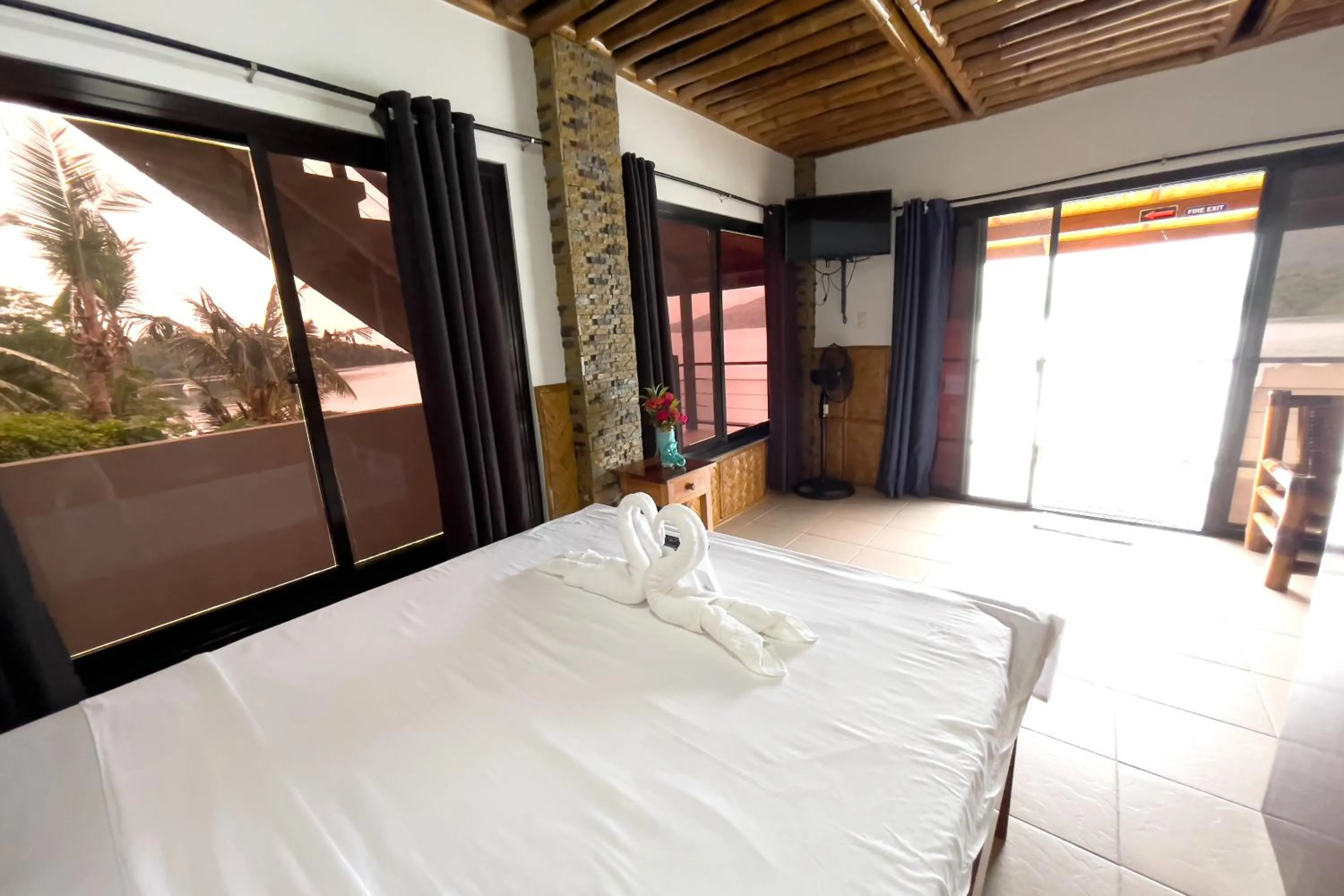 Villa de Pico Highland Beach Resort