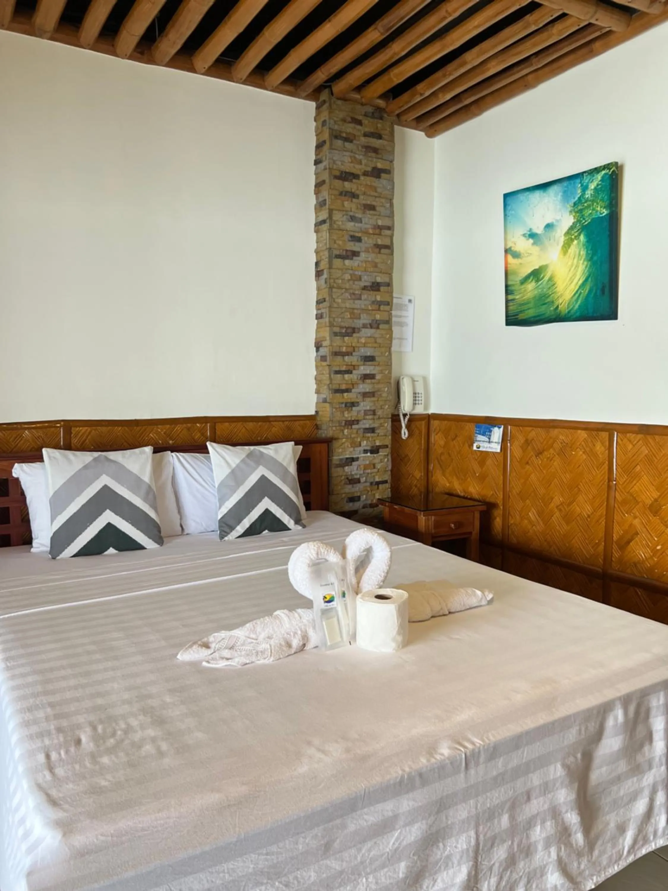 Bed in Villa de Pico Highland Beach Resort