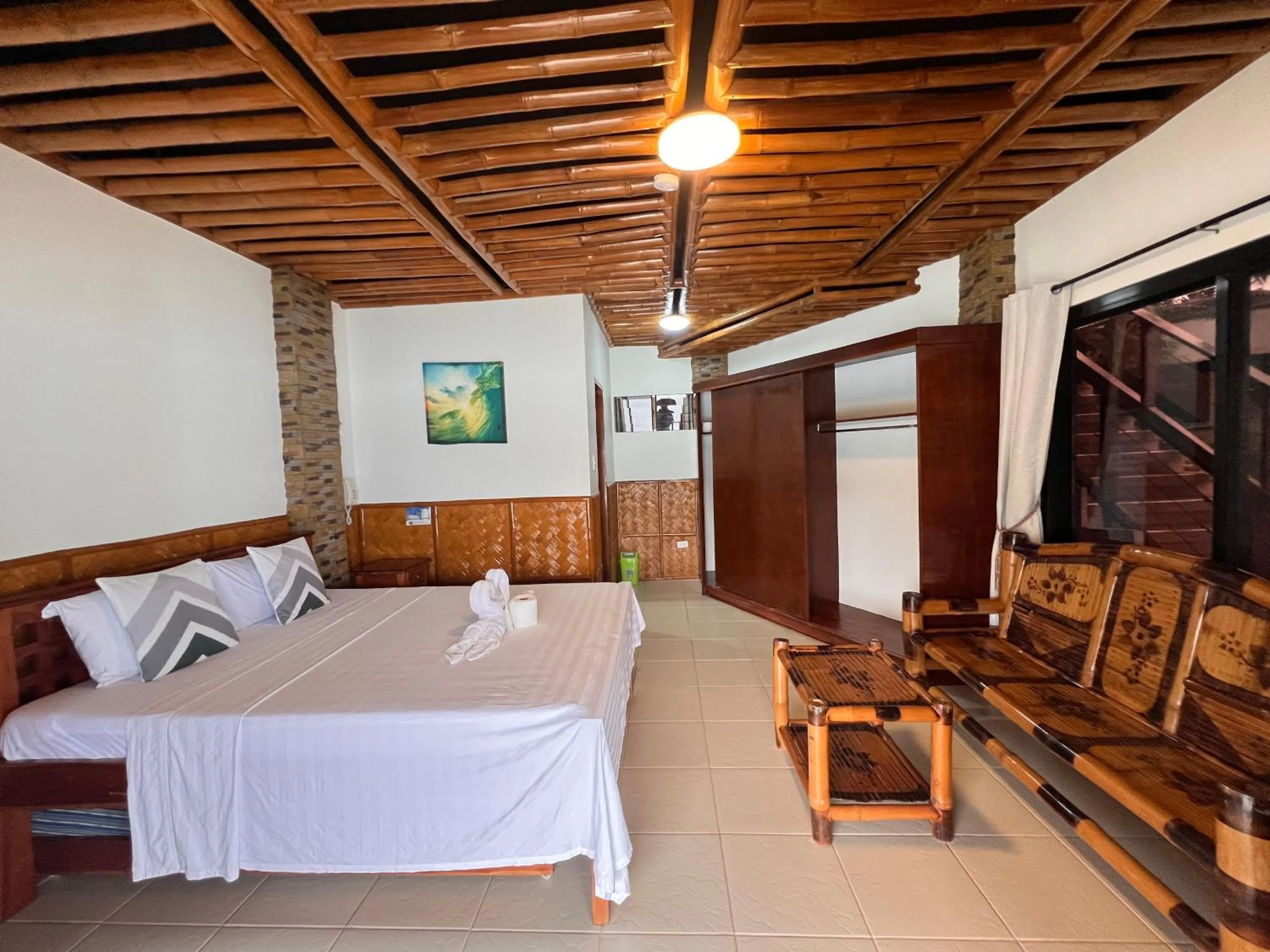 Bed in Villa de Pico Highland Beach Resort