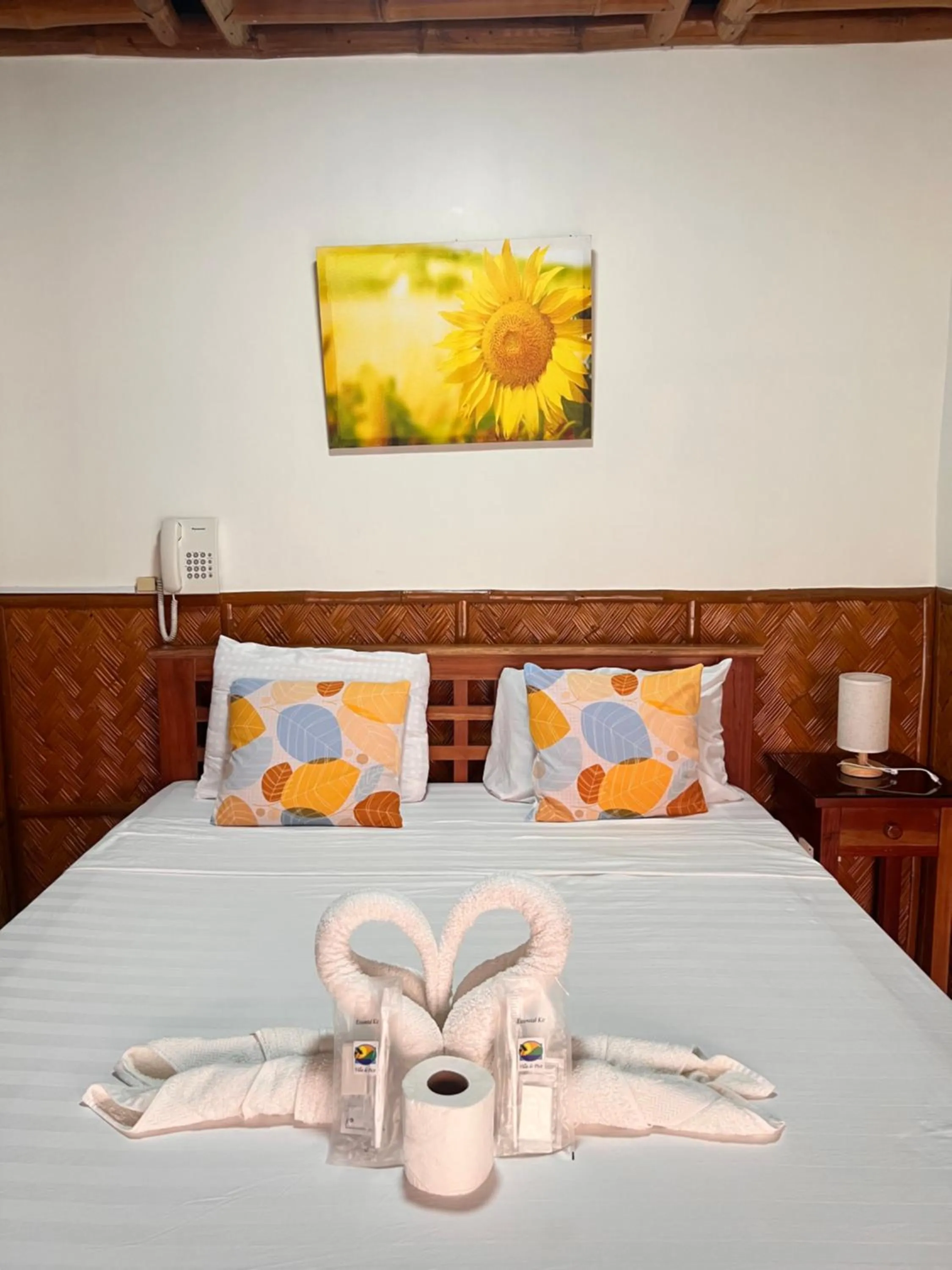 Bed in Villa de Pico Highland Beach Resort