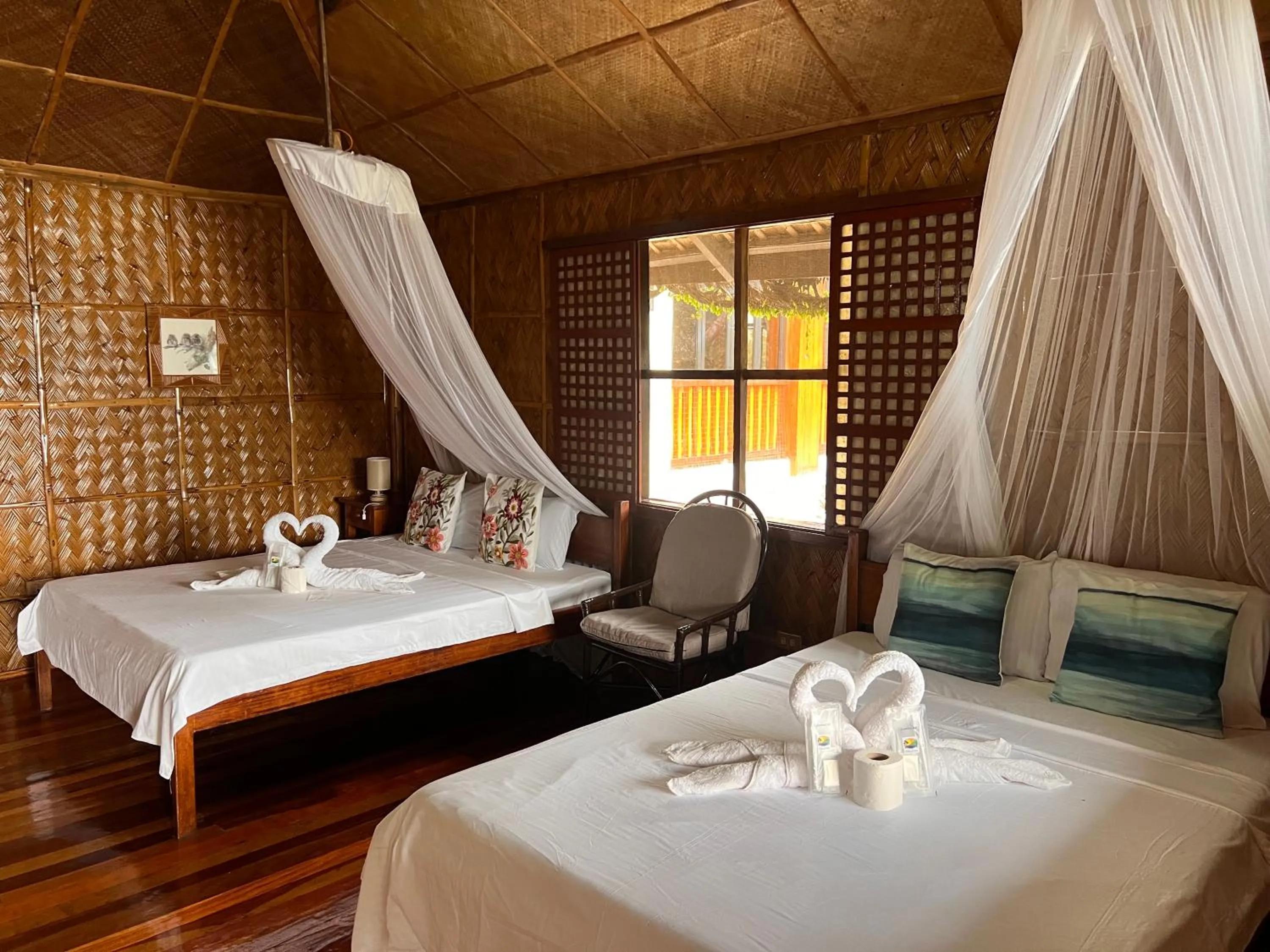 Bed in Villa de Pico Highland Beach Resort