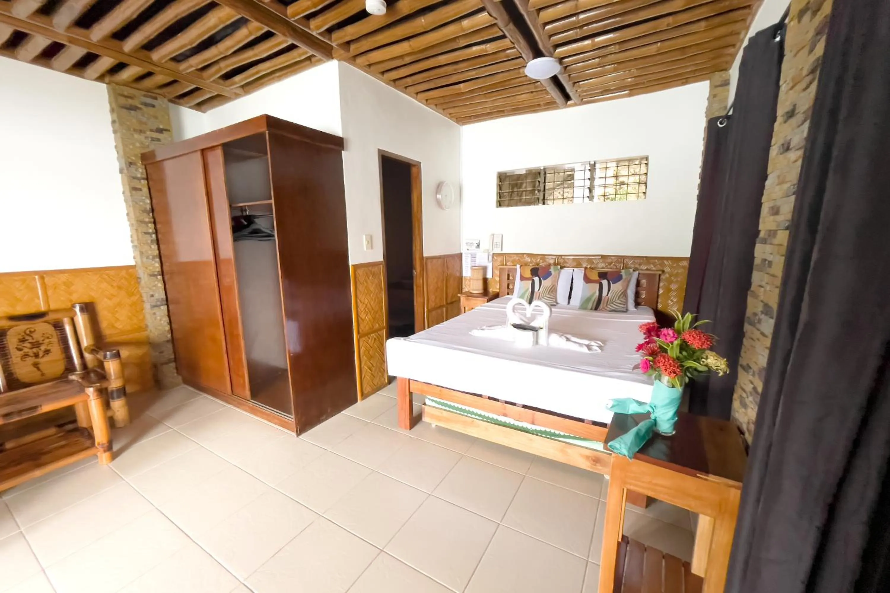 Villa de Pico Highland Beach Resort