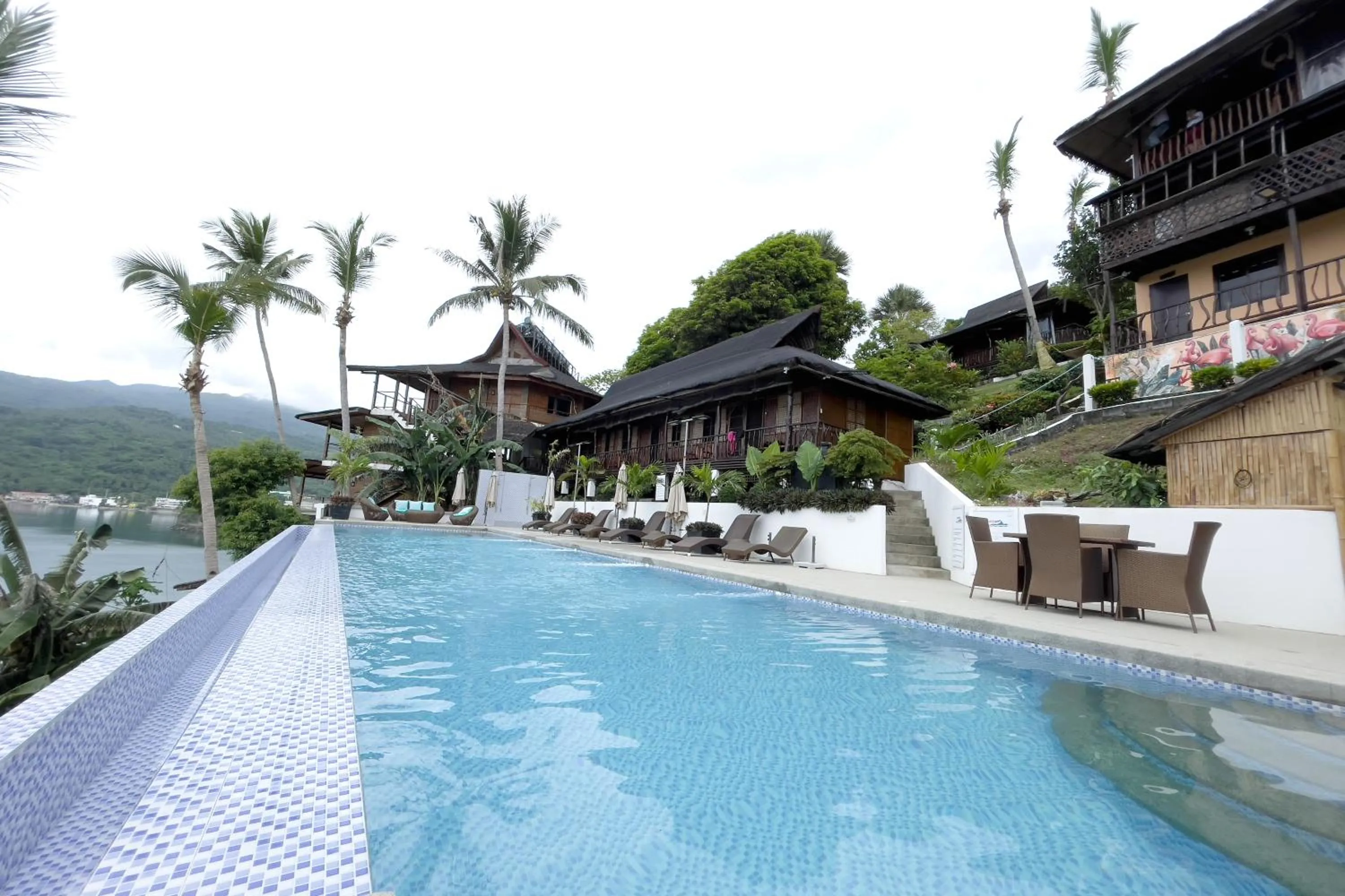 Villa de Pico Highland Beach Resort