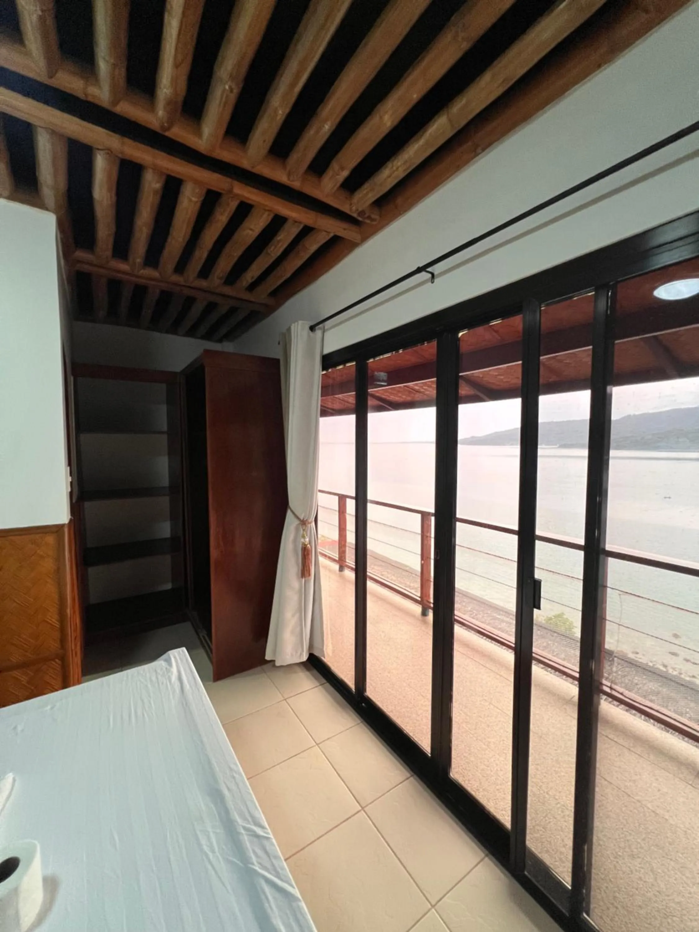 View (from property/room), Bed in Villa de Pico Highland Beach Resort