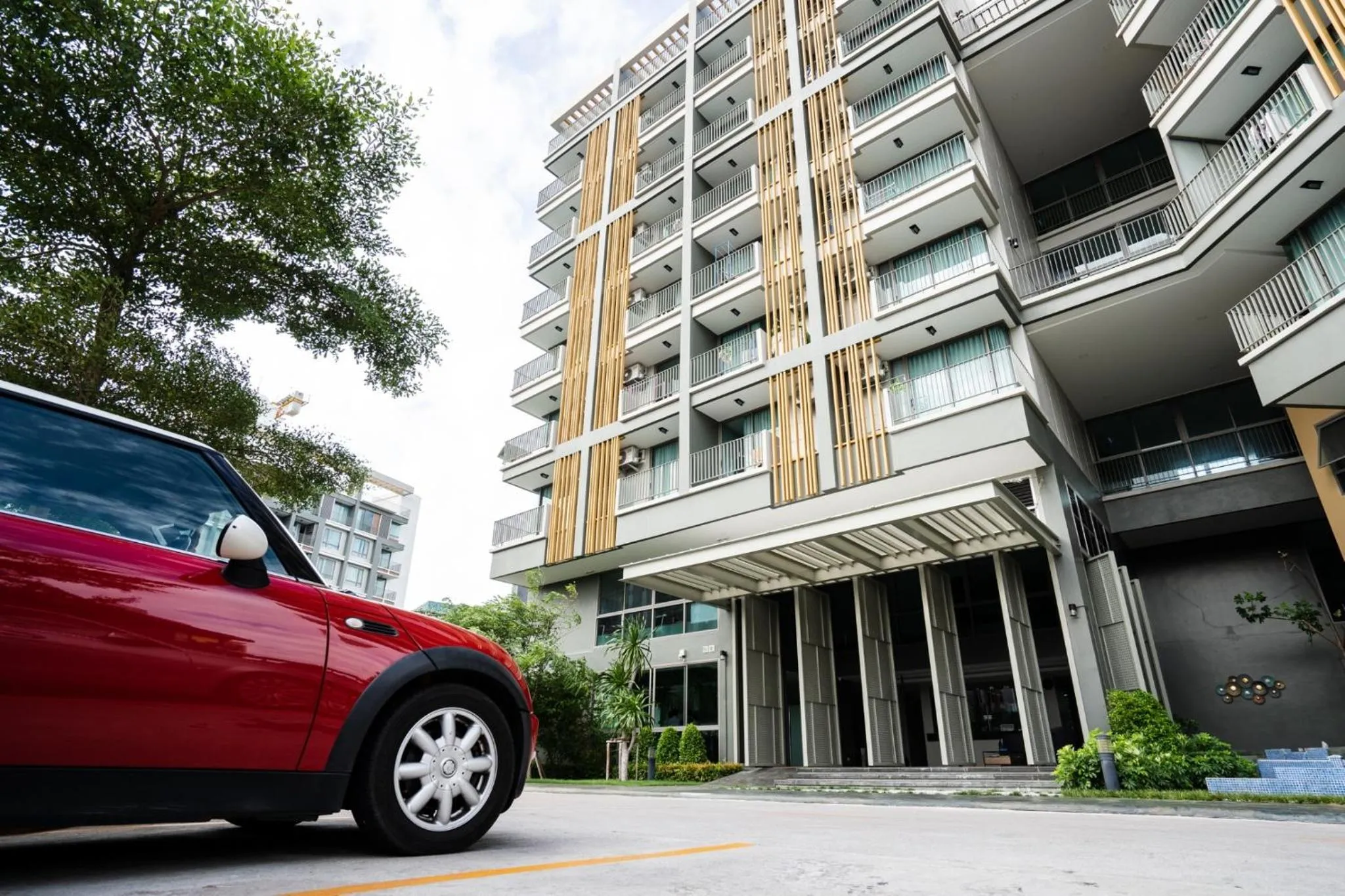 Property building in ONPA Hotel & Residence Bangsaen