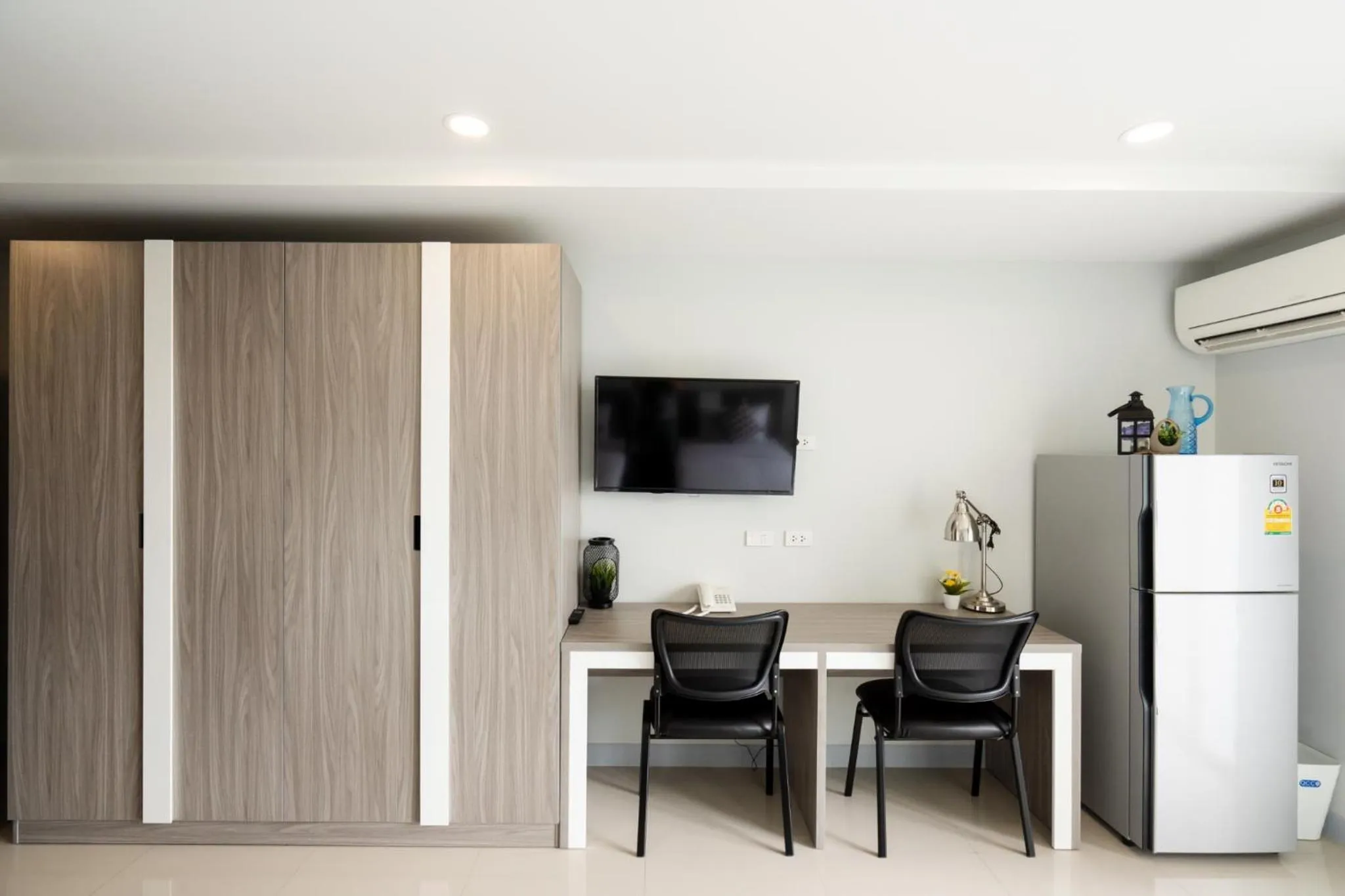 TV and multimedia in ONPA Hotel & Residence Bangsaen