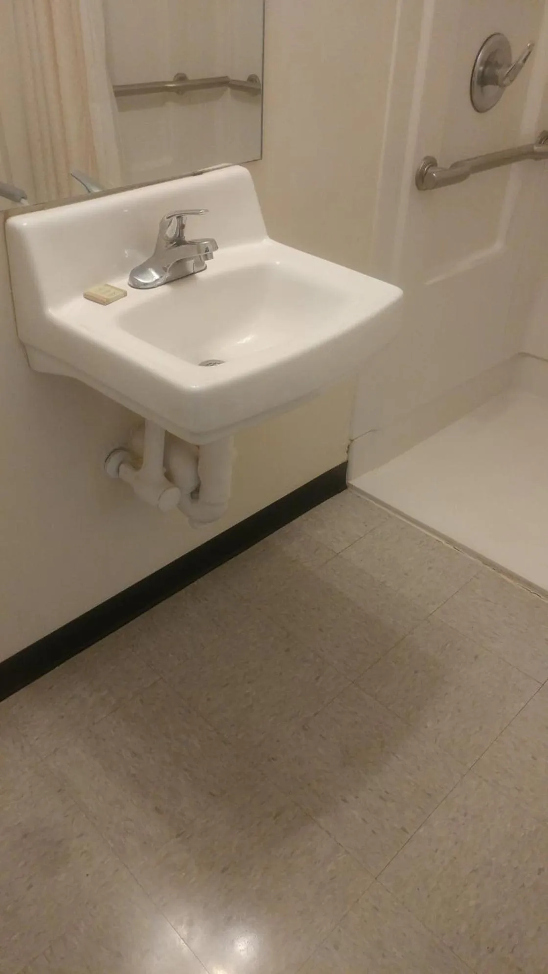 Bathroom in High Falls Inn & Suites