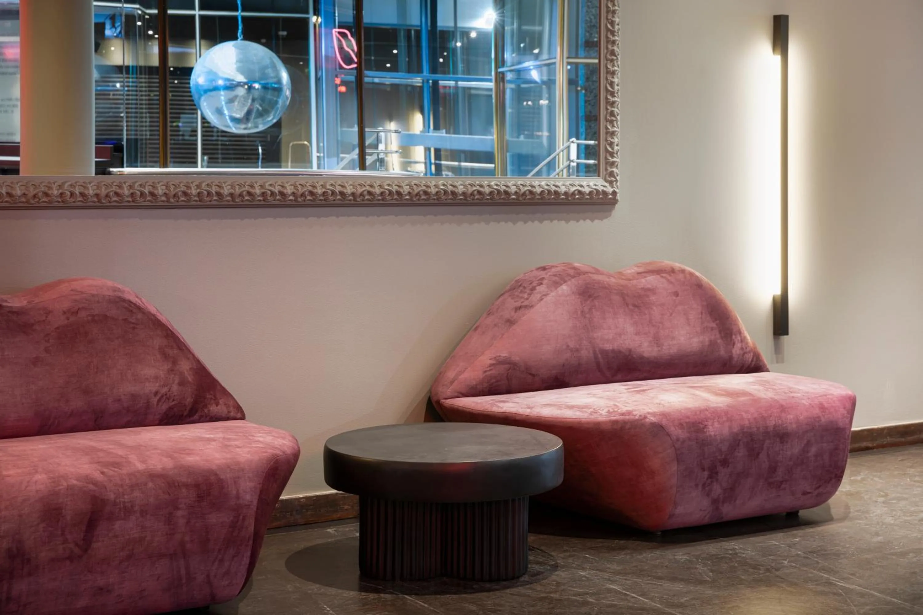 Nightclub / DJ in Original Sokos Hotel Vantaa